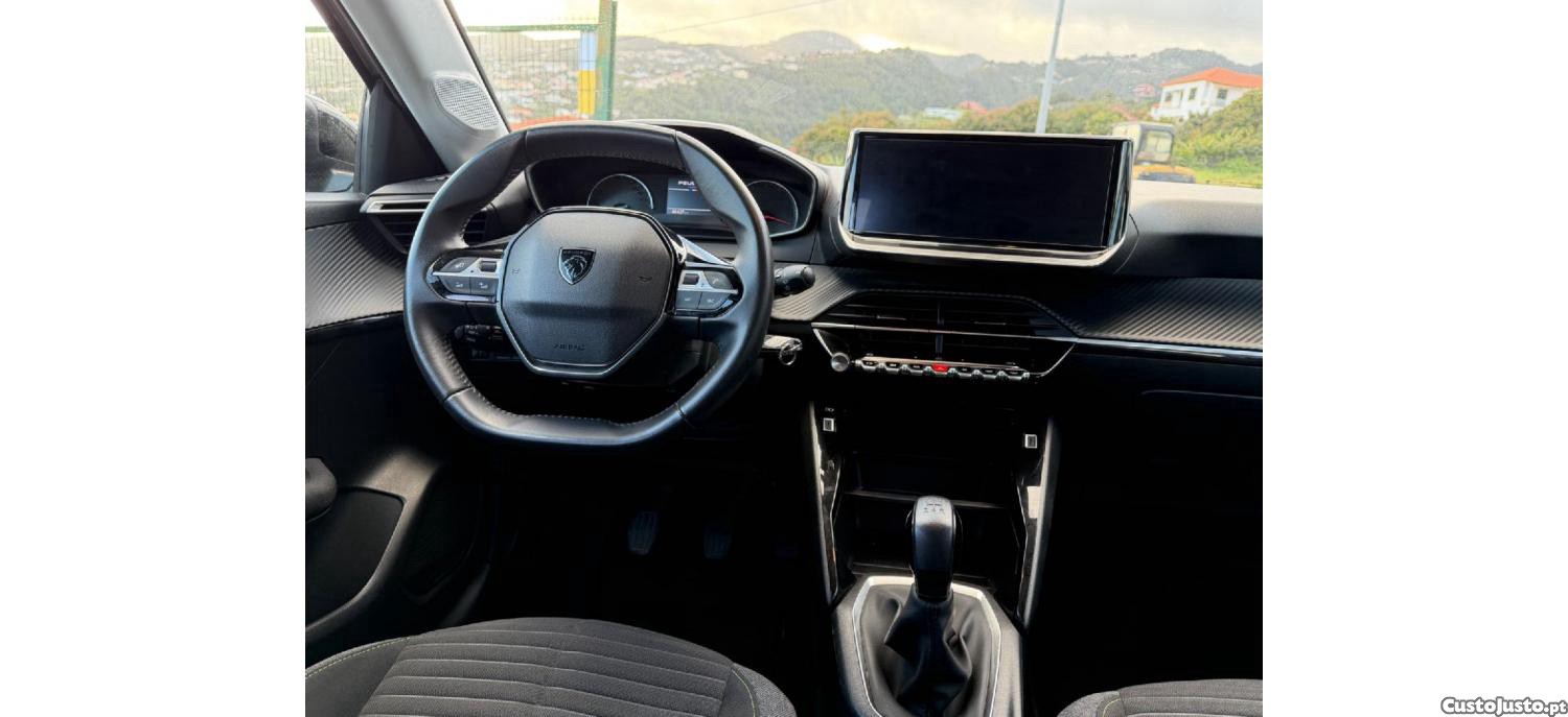 Peugeot 208 ActivePack 1.2Puretech 75cv — fotografia 9