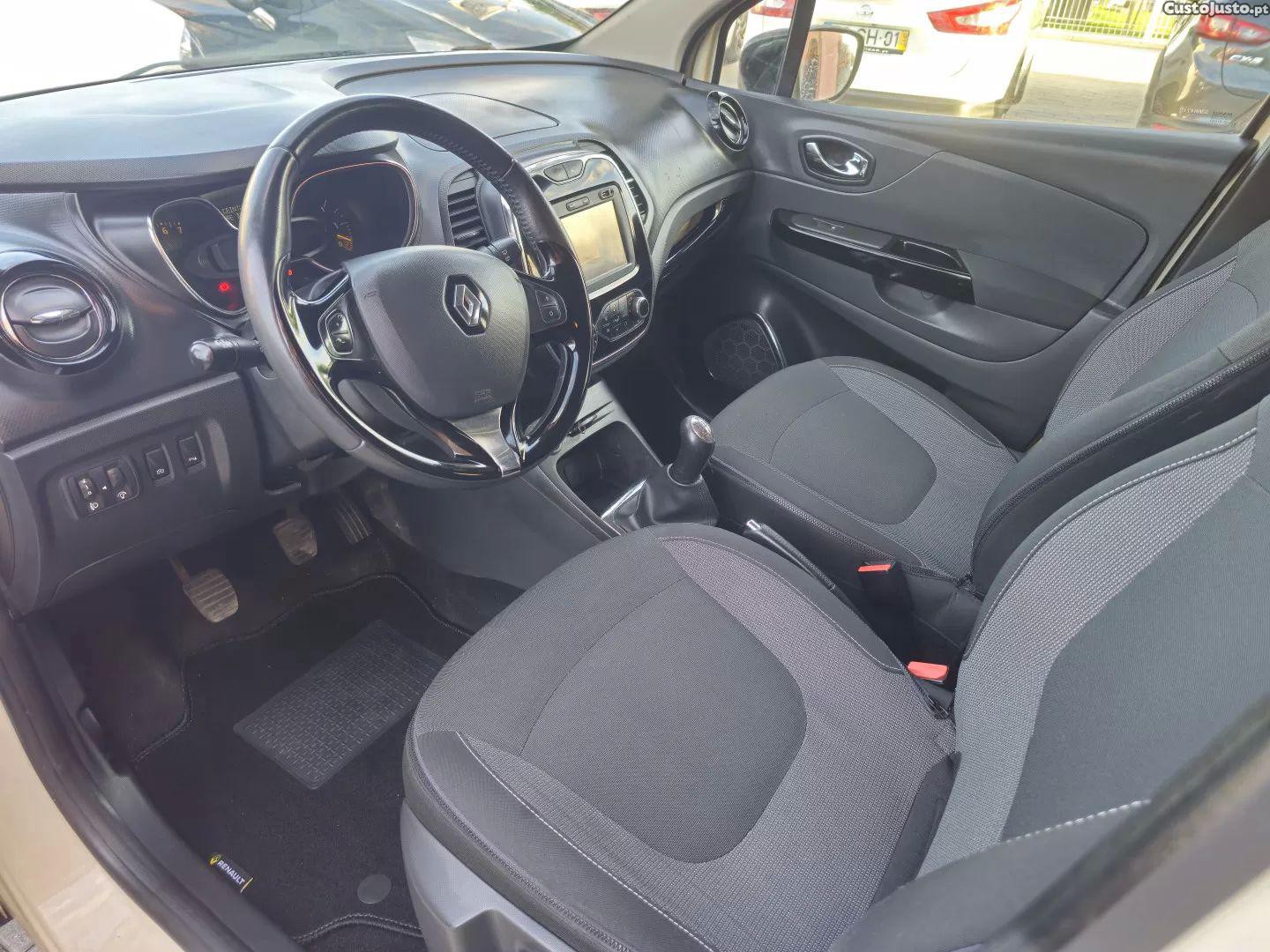 Renault Captur 0.9 tce — fotografia 6
