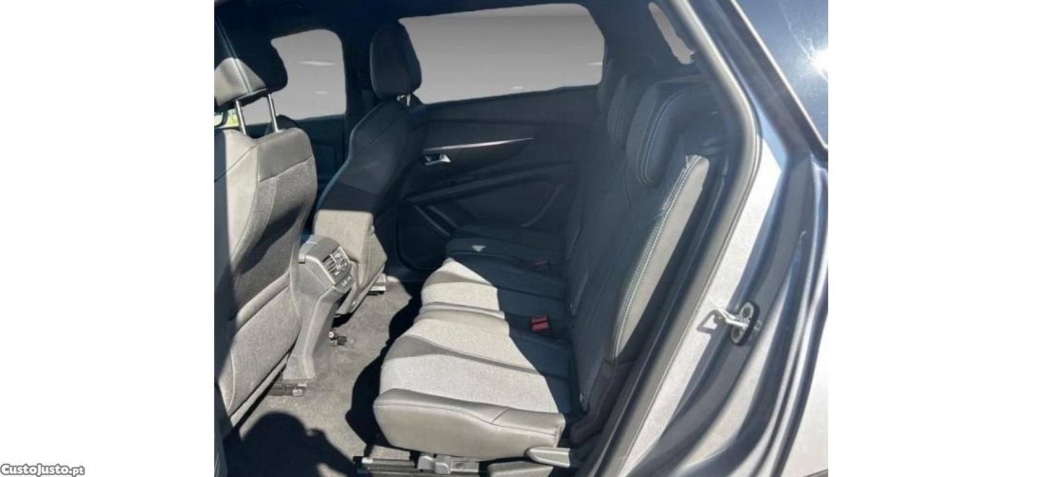 Peugeot 5008 BlueHDi Allure Pack 1.5 130cv EAT8 — fotografia 8