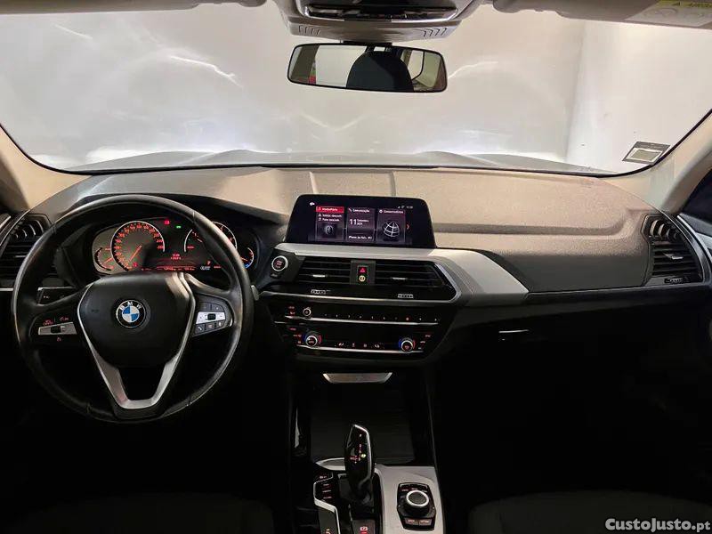 BMW X3 18 d sdrive auto - 19 foto 2