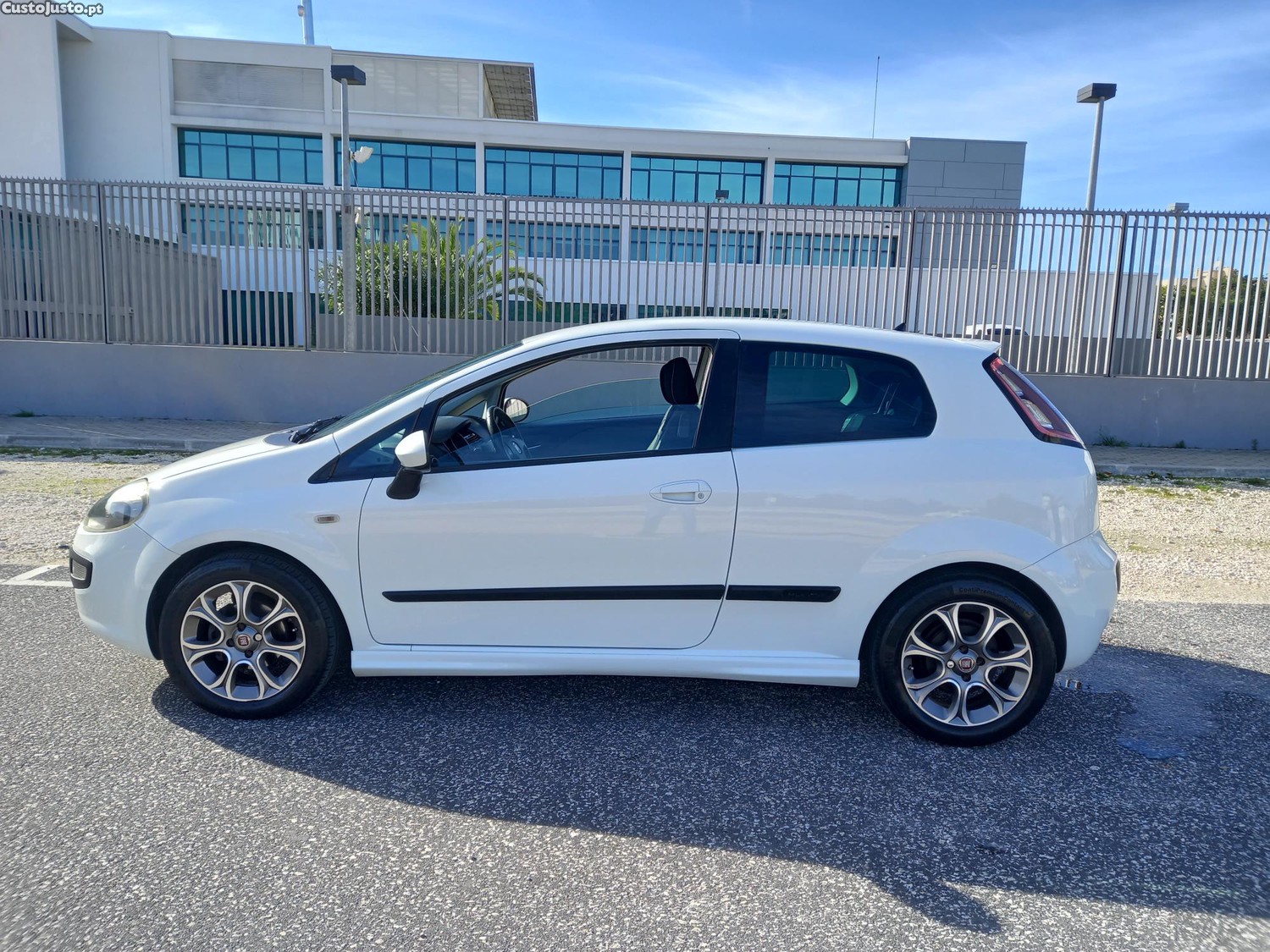 Fiat Punto EVO 1.4 105 CV — fotografia 4