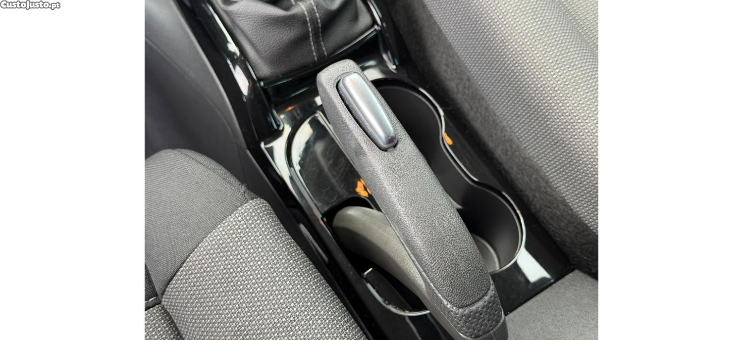 Citroën C3 PureTech Plus 1.2 110cv — fotografia 5