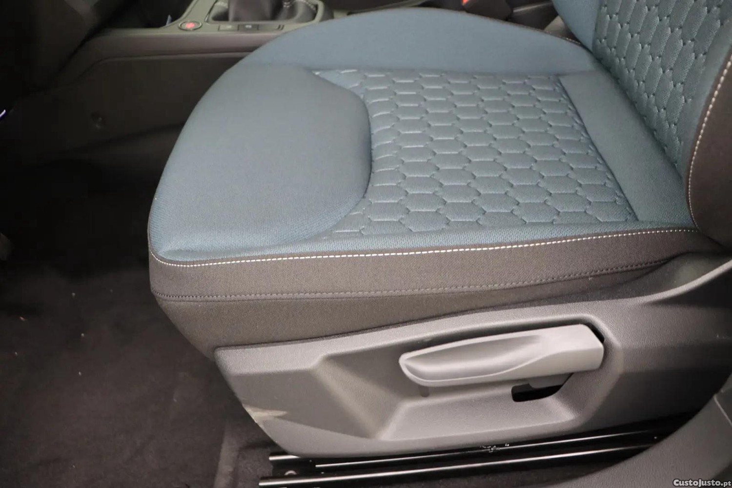 SEAT Arona Play Plus — fotografia 5