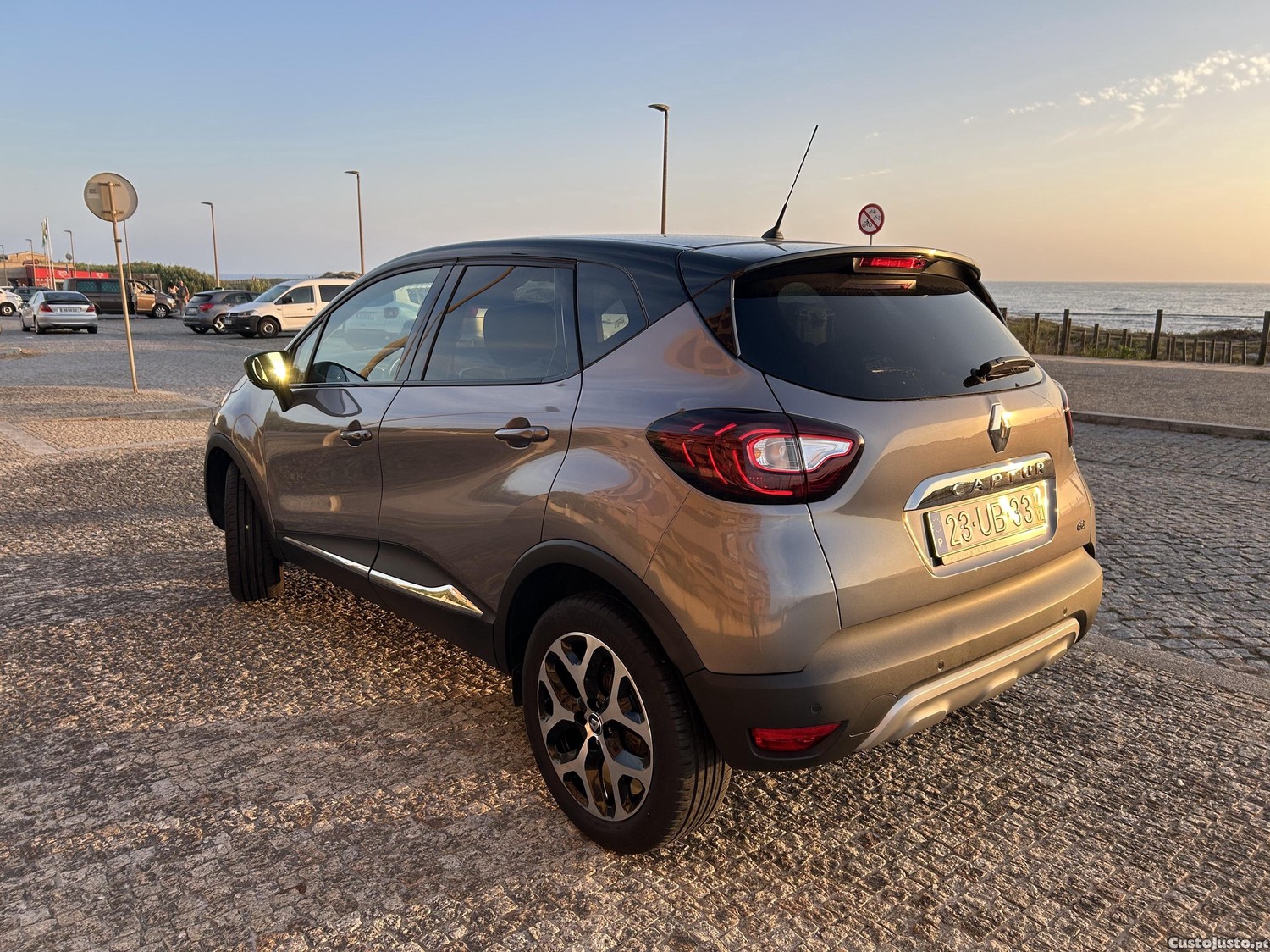 Renault Captur 1.5 dCi Exclusive - 28.000kms - 110 cavalos — fotografia 11