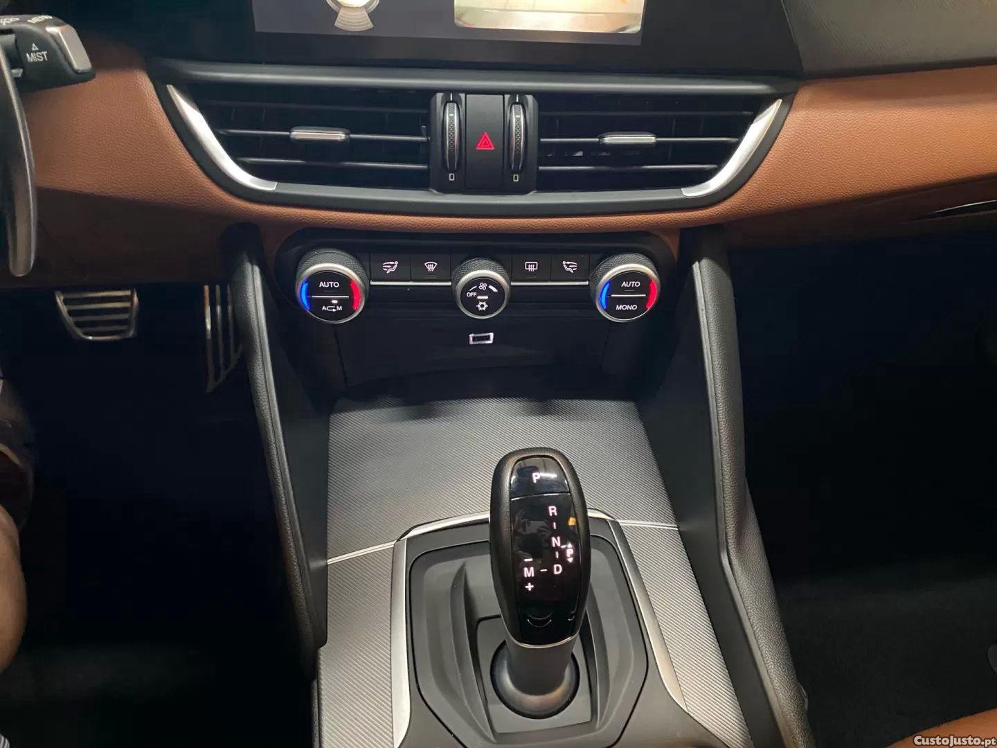 Alfa Romeo Giulia 2.2 d super at8 — fotografia 7