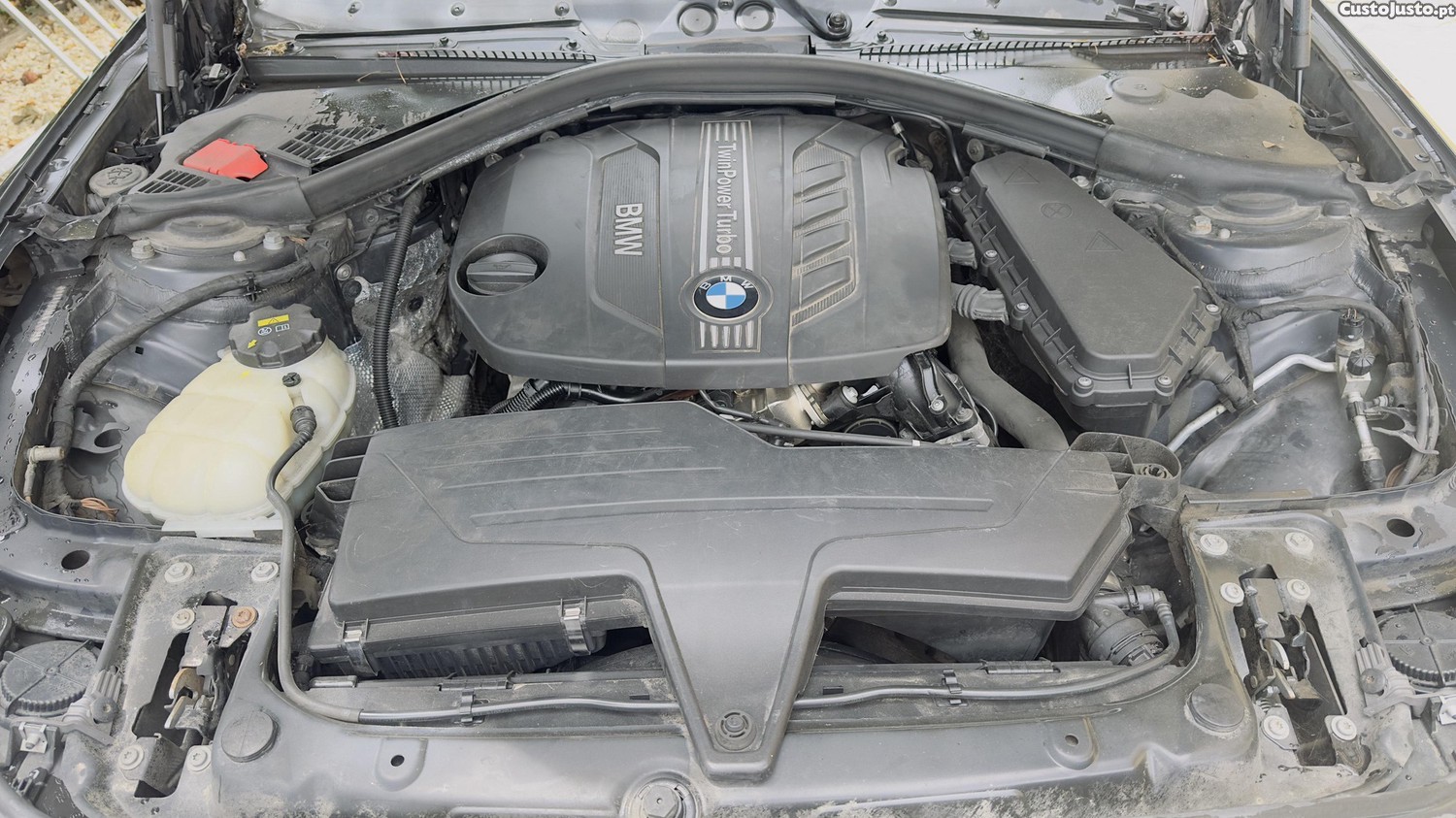BMW 218 D Coupe sport — fotografia 3