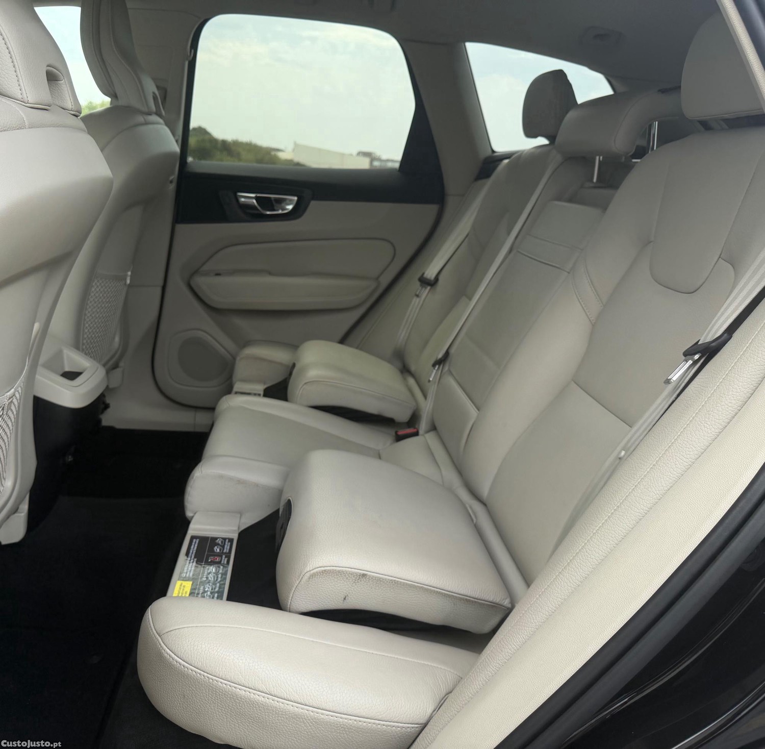 Volvo XC 60 2.0 D4 Inscription Geartronic 190cv — fotografia 5