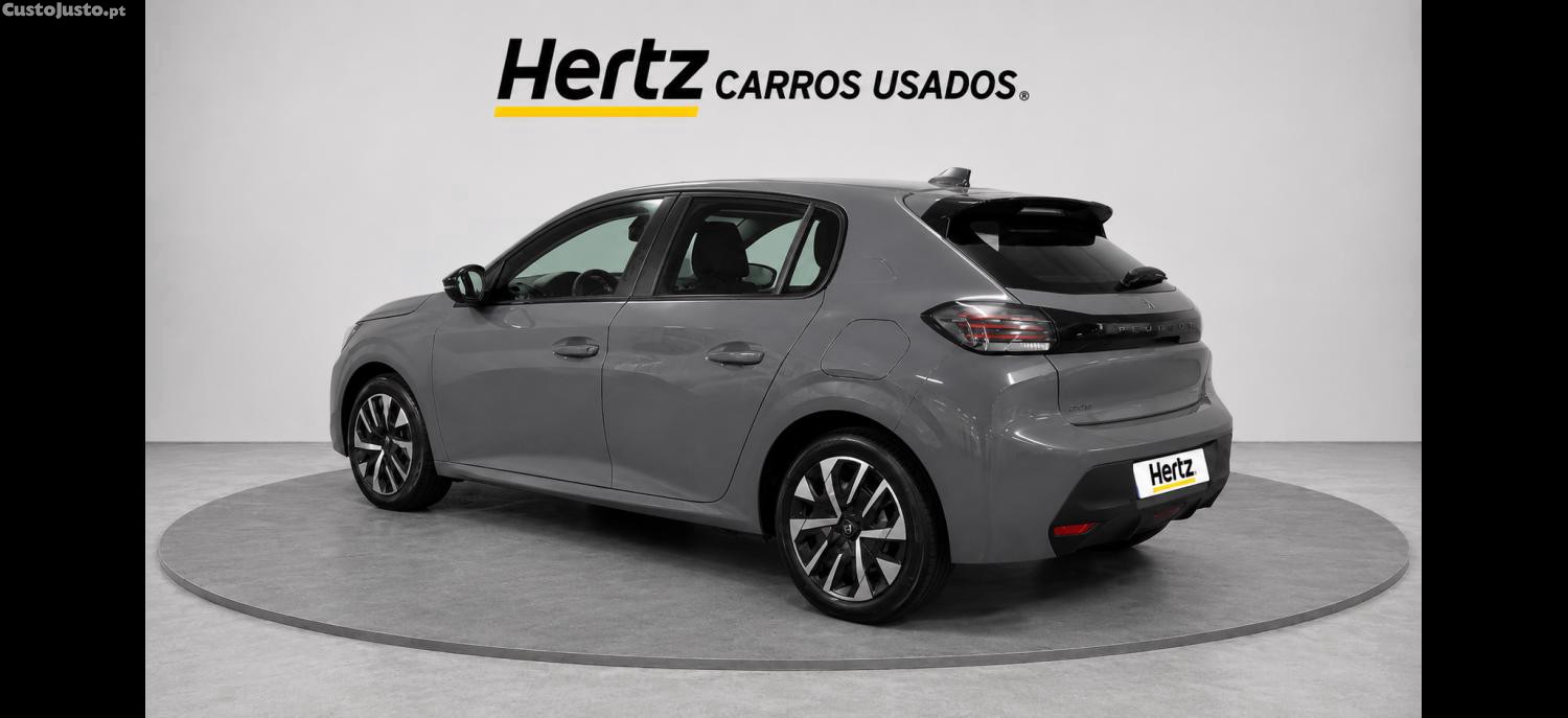 Peugeot 208 ActivePack 1.2Puretech 100cv — fotografia 13