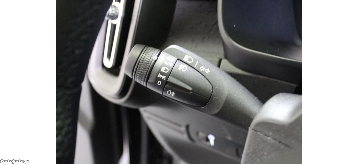 Volvo XC 40 1.5 T2 Core Auto — fotografia 4