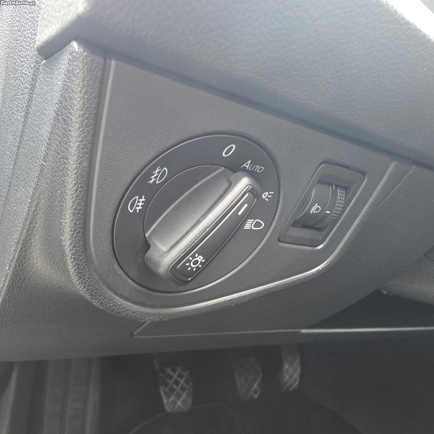Volkswagen Polo 1.6 TDI Confortline — fotografia 8