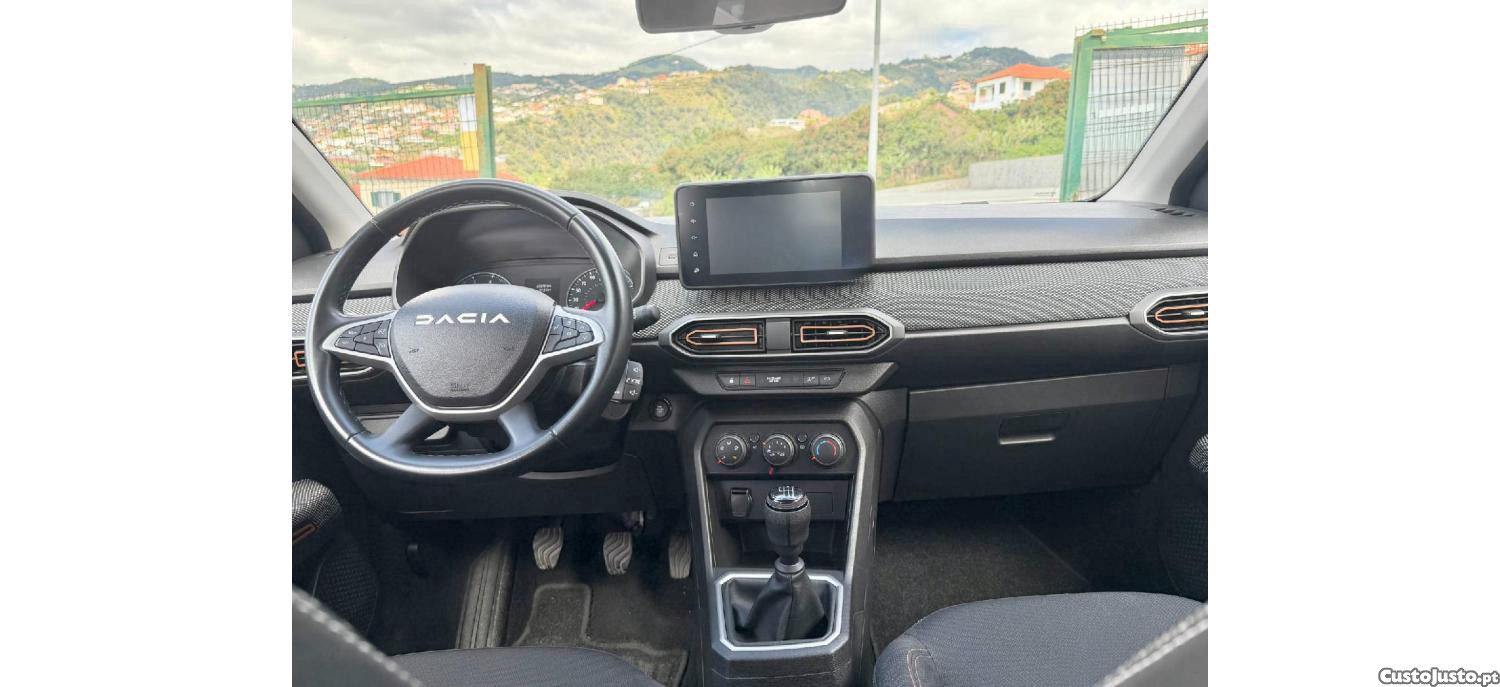 Dacia Sandero 1.0 Tce Expression — fotografia 9