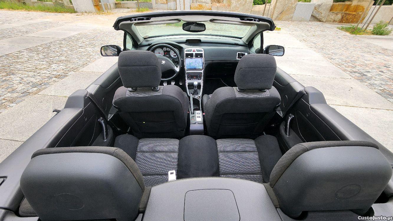 Peugeot 307 2.0 HDI Cabrio — fotografia 3