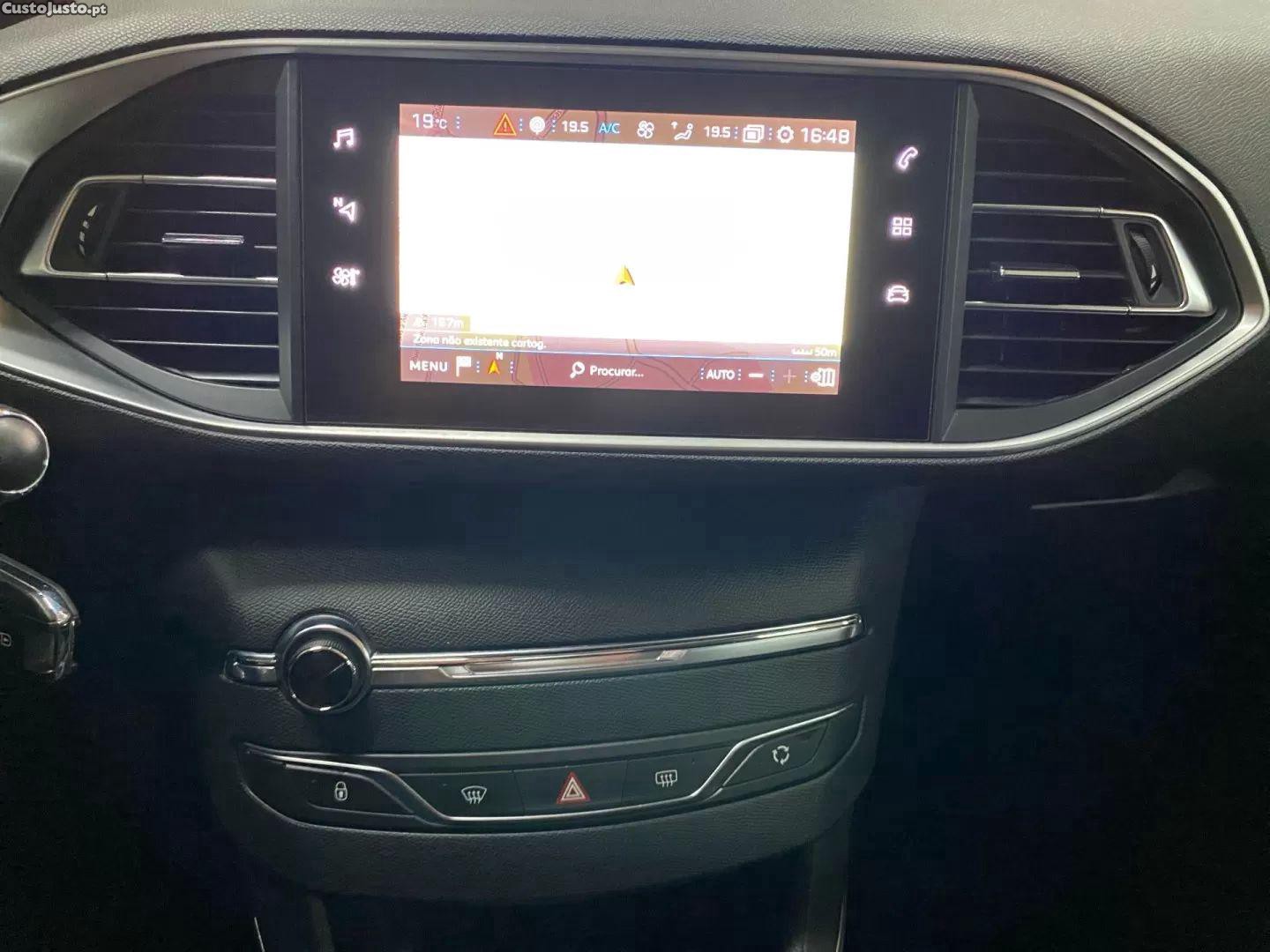 Peugeot 308 1.2 puretech gt line — fotografia 8