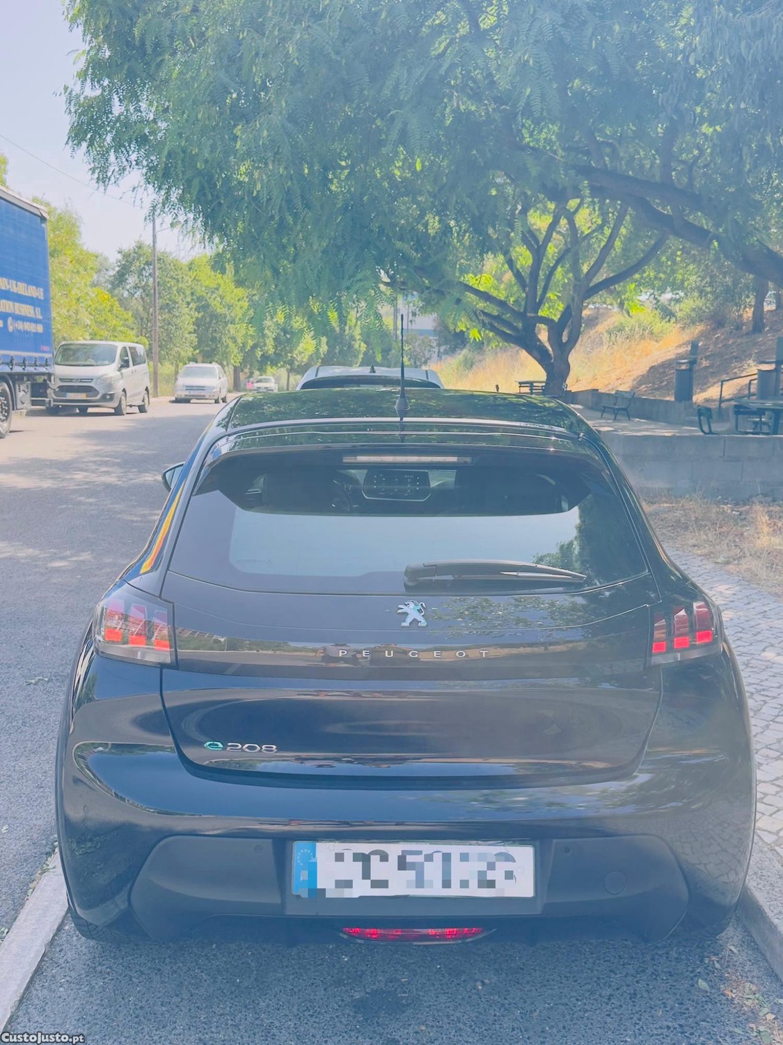 Peugeot 208 E 208 — photo 2