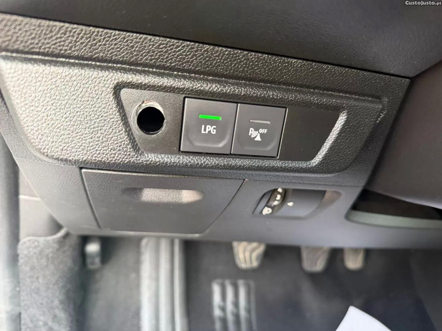Dacia Sandero 1.0 tce essential — fotografia 12