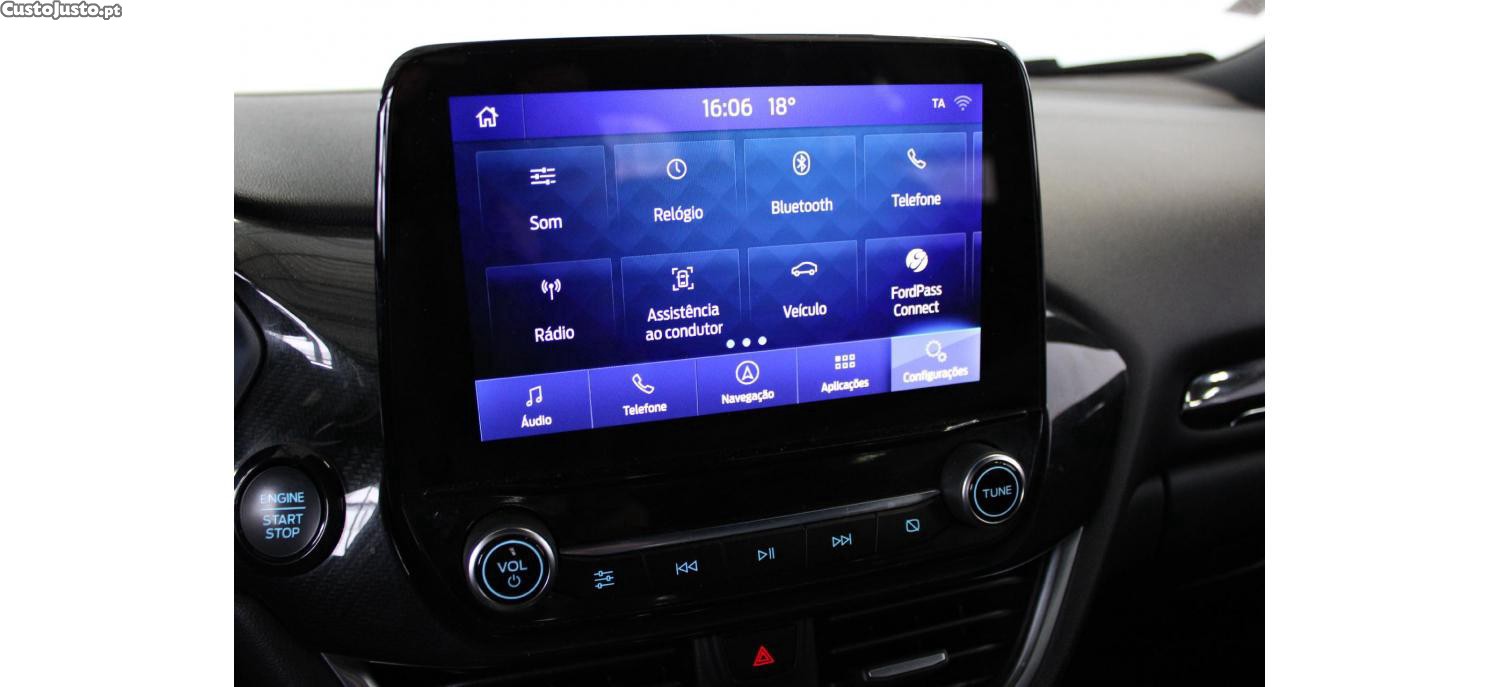 Ford Puma 1.0 EcoBoost MHEV ST-Line X Vivid Ruby Edition — fotografia 5