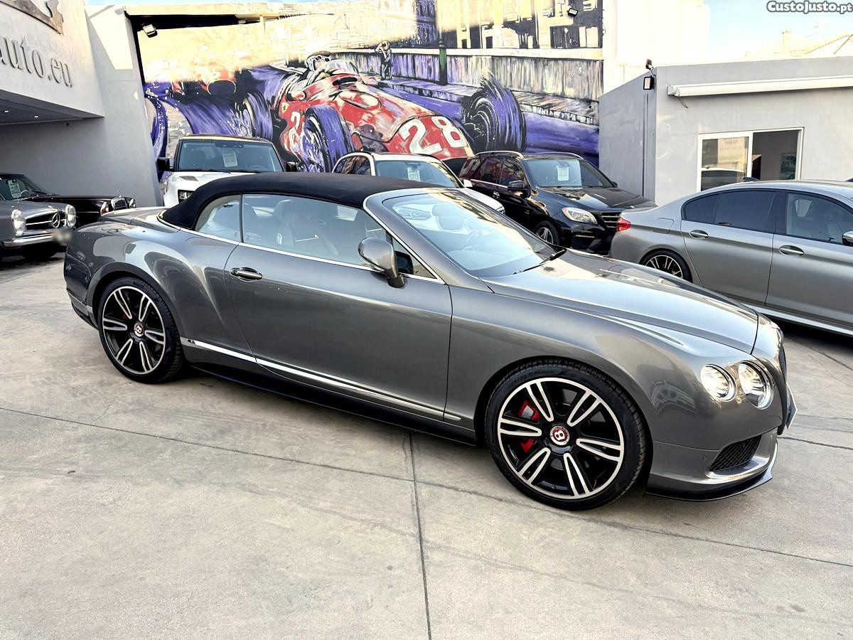 Bentley Continental GTC V8 S Cabrio - 15 foto 2
