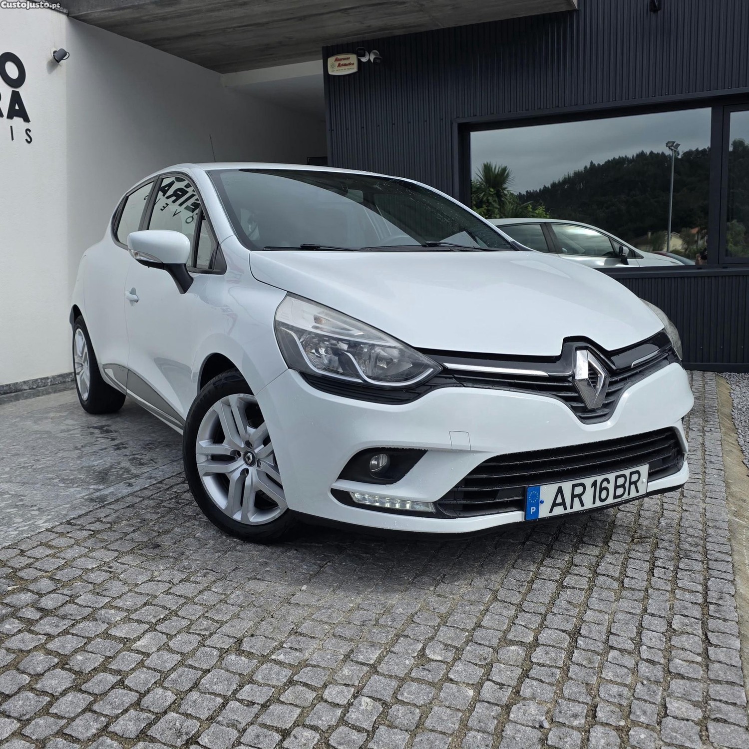 Renault Clio 1.5 dCi Zen — photo 4