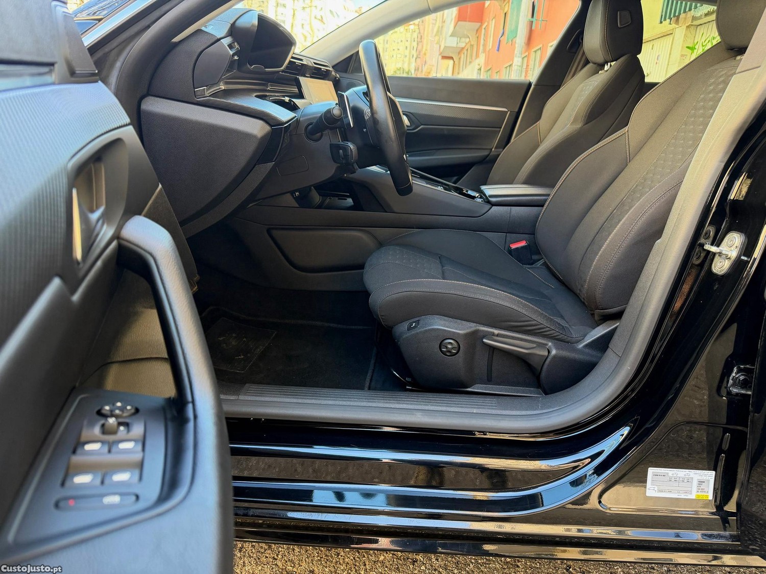 Peugeot 508 1.5 BlueHDi Allure EAT8 — fotografia 17