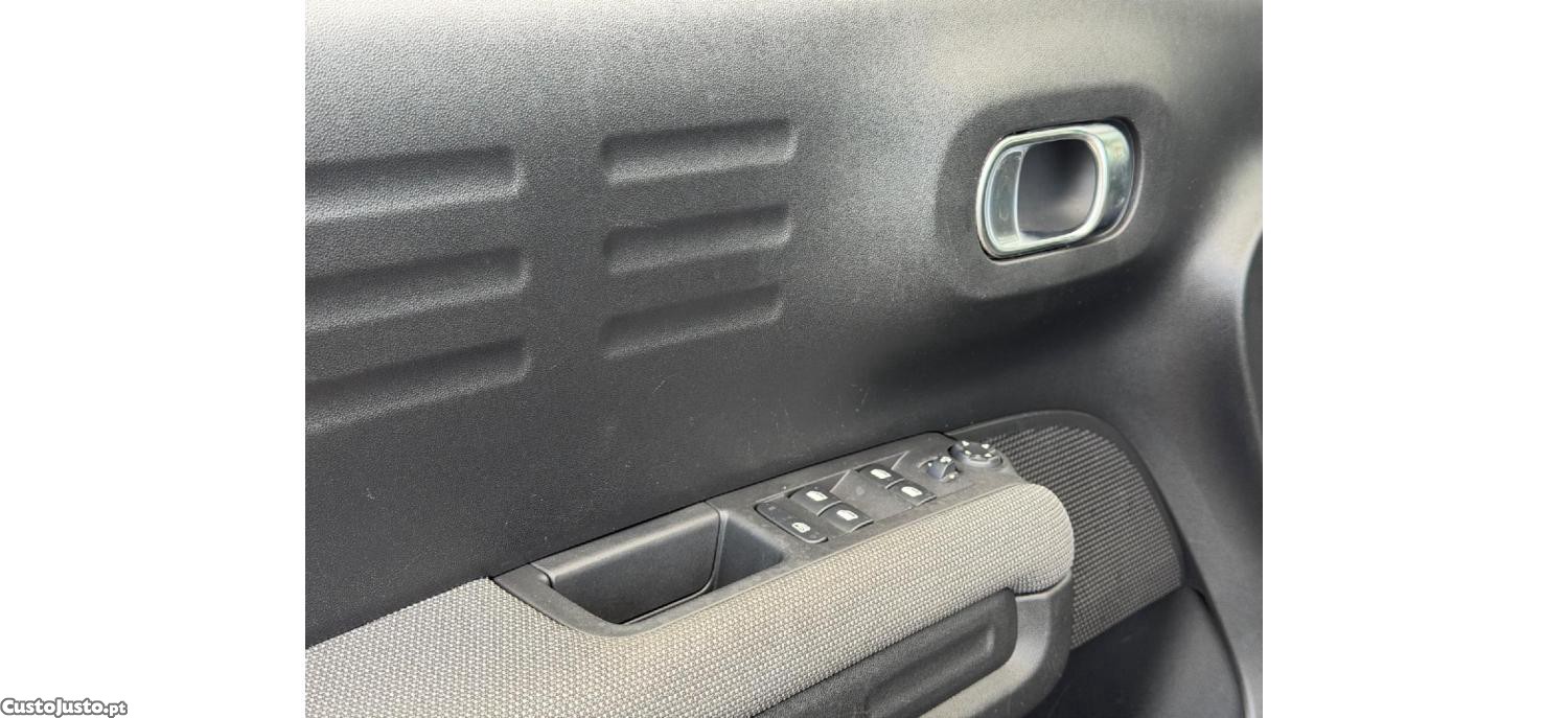 Citroën C3 PureTech Plus 1.2 110cv — fotografia 8