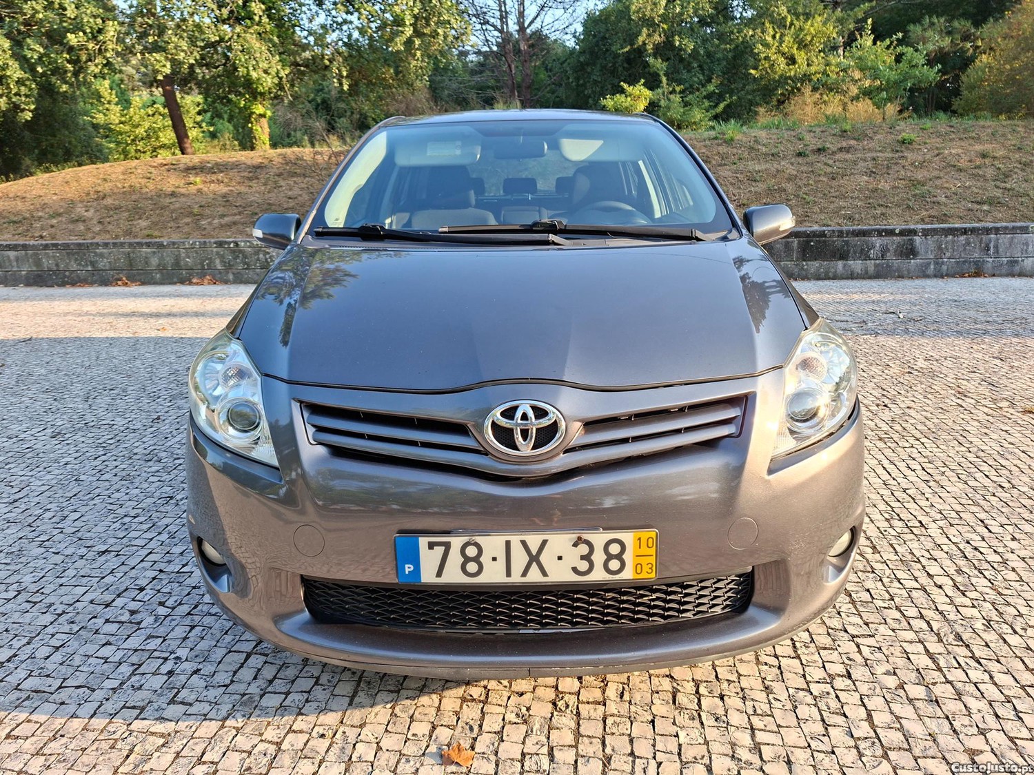 Toyota Auris 1.4D-4D Impecável — fotografia 9