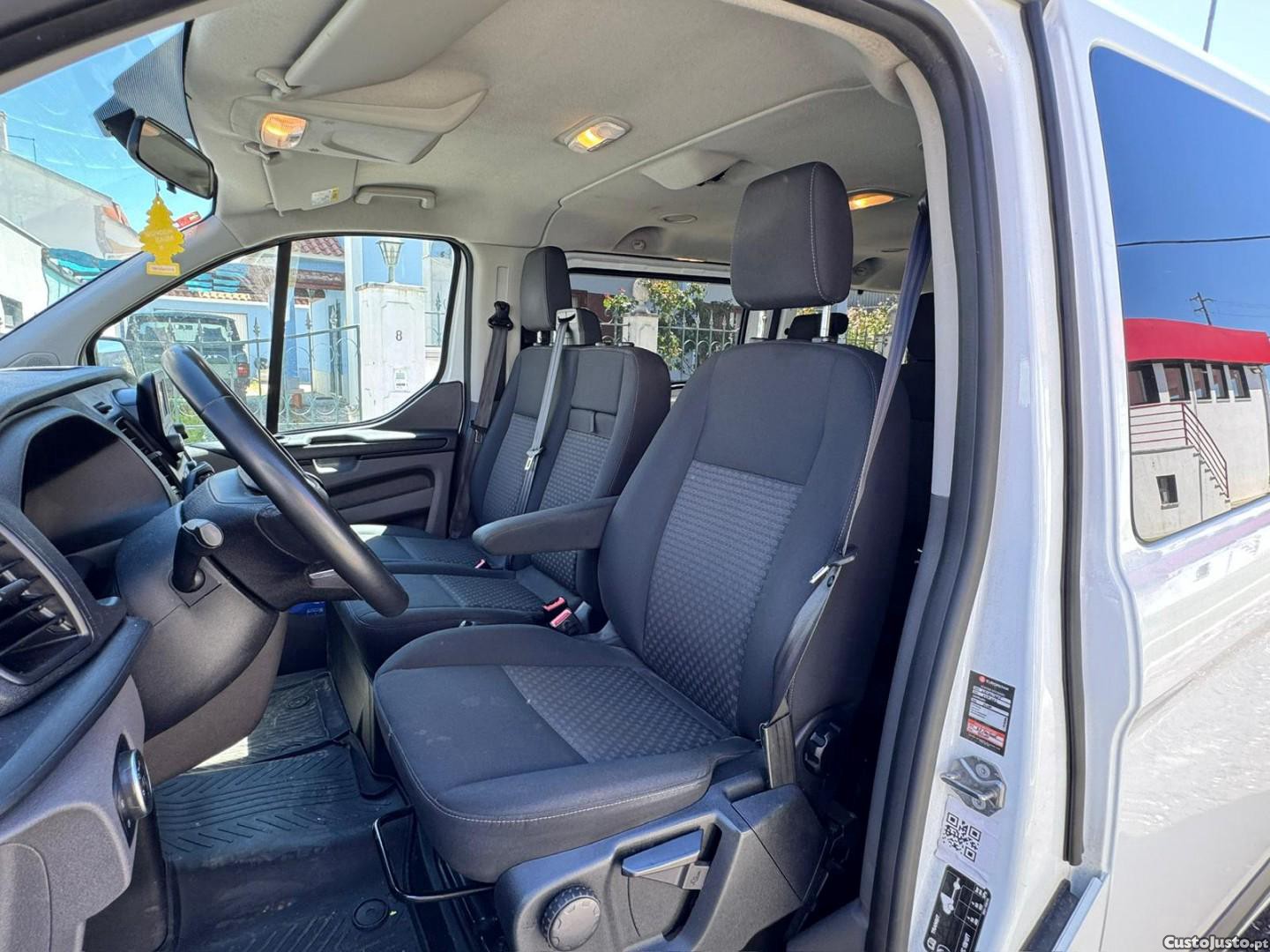 Ford Transit Custom 320 L2 2.0 H1 T.B. Trend 130cv — fotografia 13