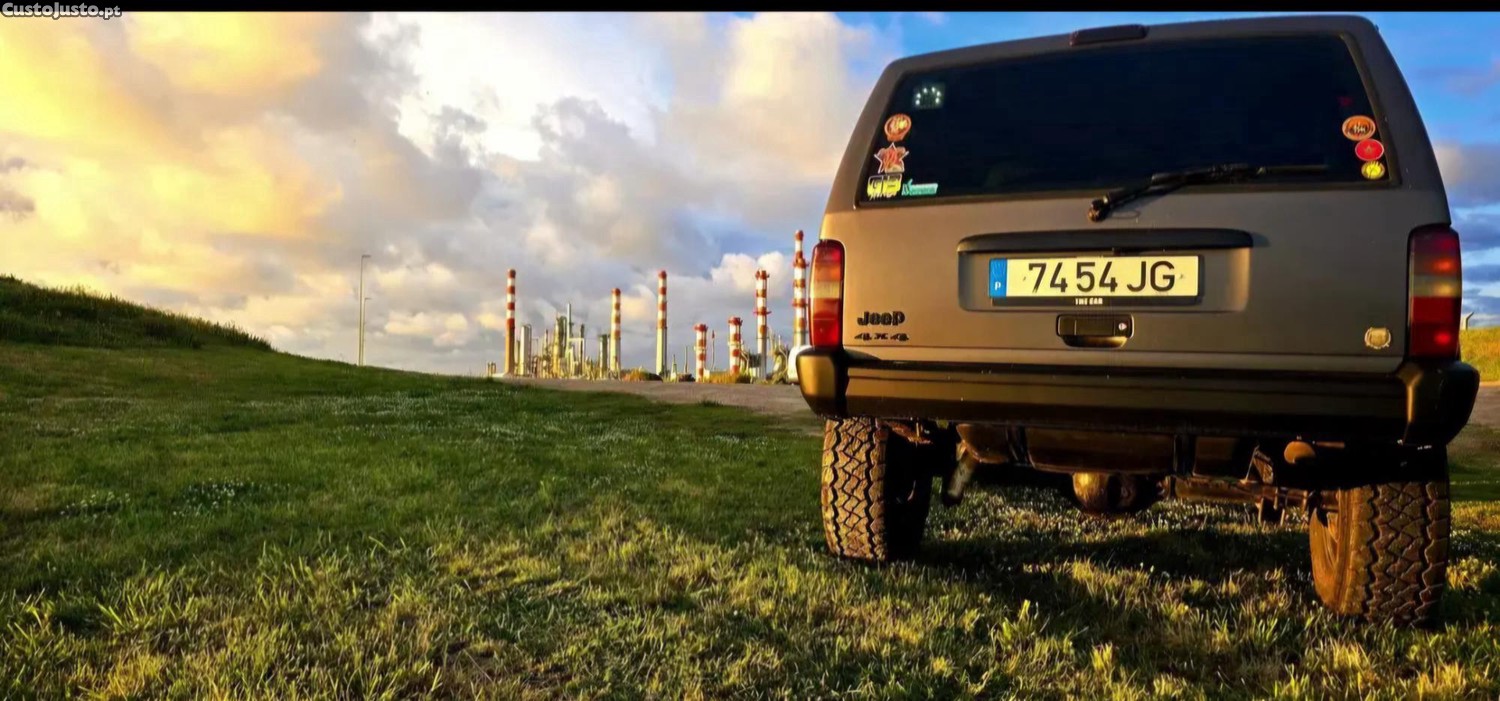Jeep Cherokee Xj — fotografia 4