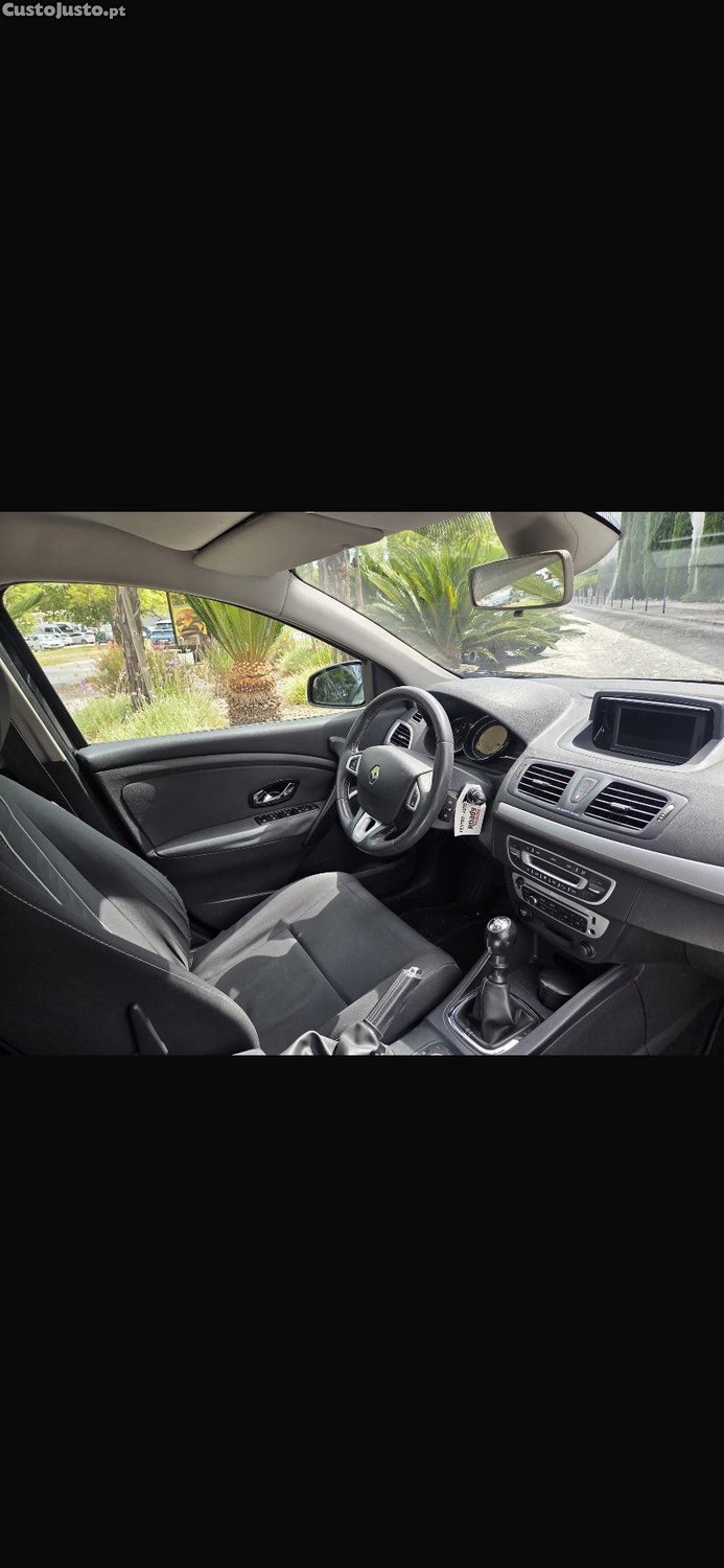 Renault Mégane 1.5 dci — fotografia 5