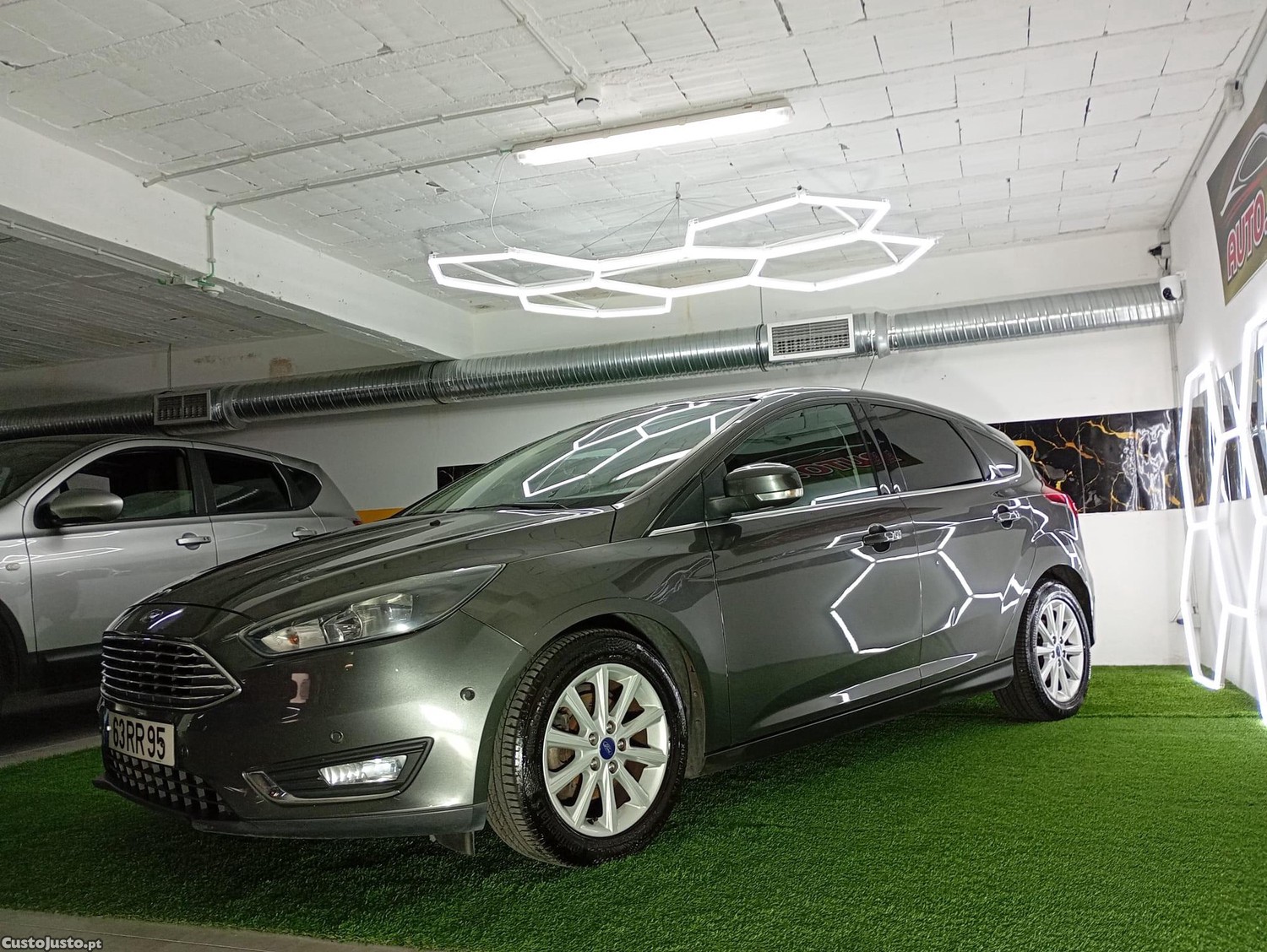 Ford Focus 1.0 SCTi ST-Line — fotografia 21