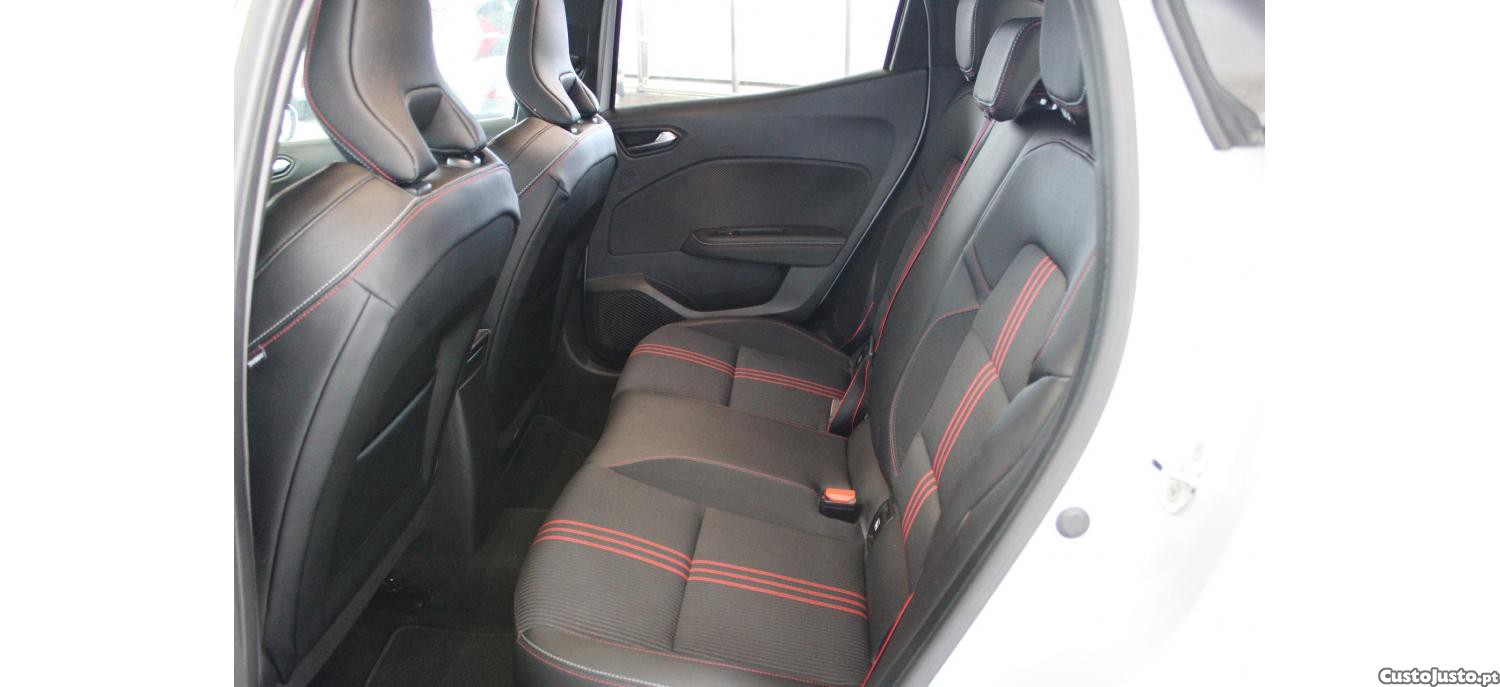 Renault Clio 1.0 Tce RSLine — fotografia 14