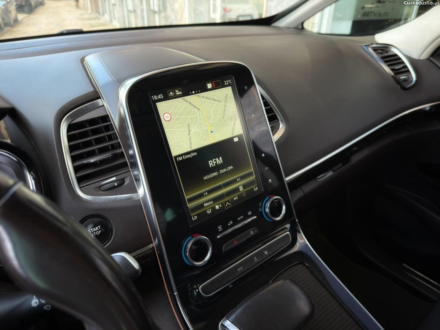 Renault Espace 2.0 dCi Intens 7L EDC — fotografia 11