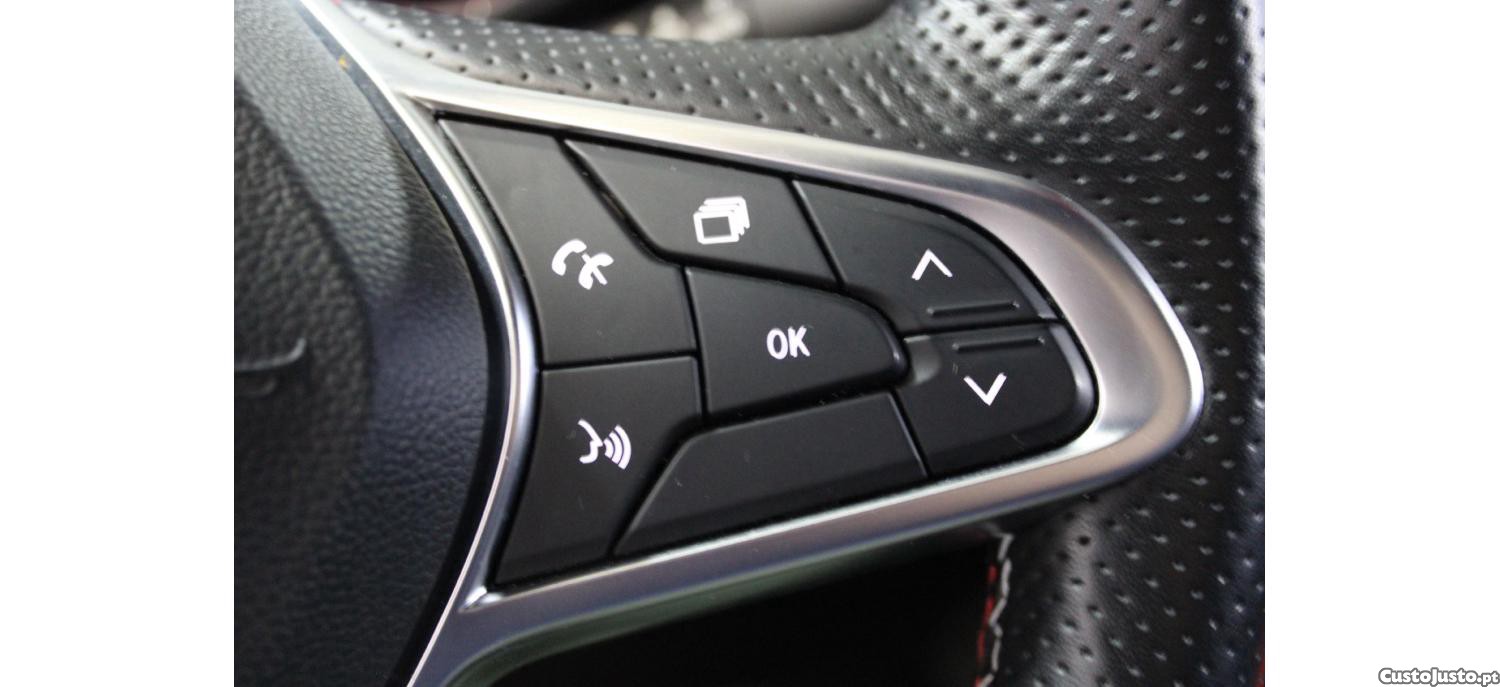 Renault Clio 1.0 Tce RSLine — fotografia 8