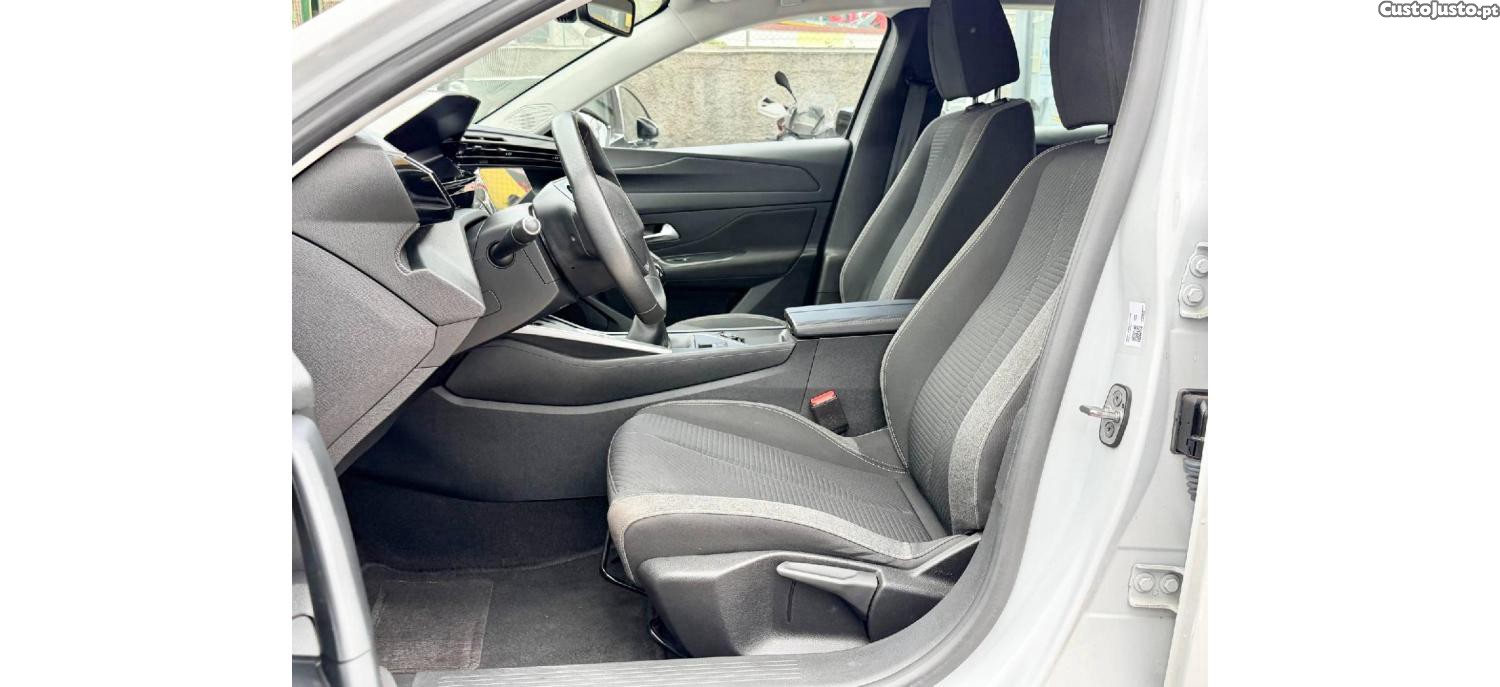 Peugeot 308 PureTech Active 1.2 130cv — fotografia 7