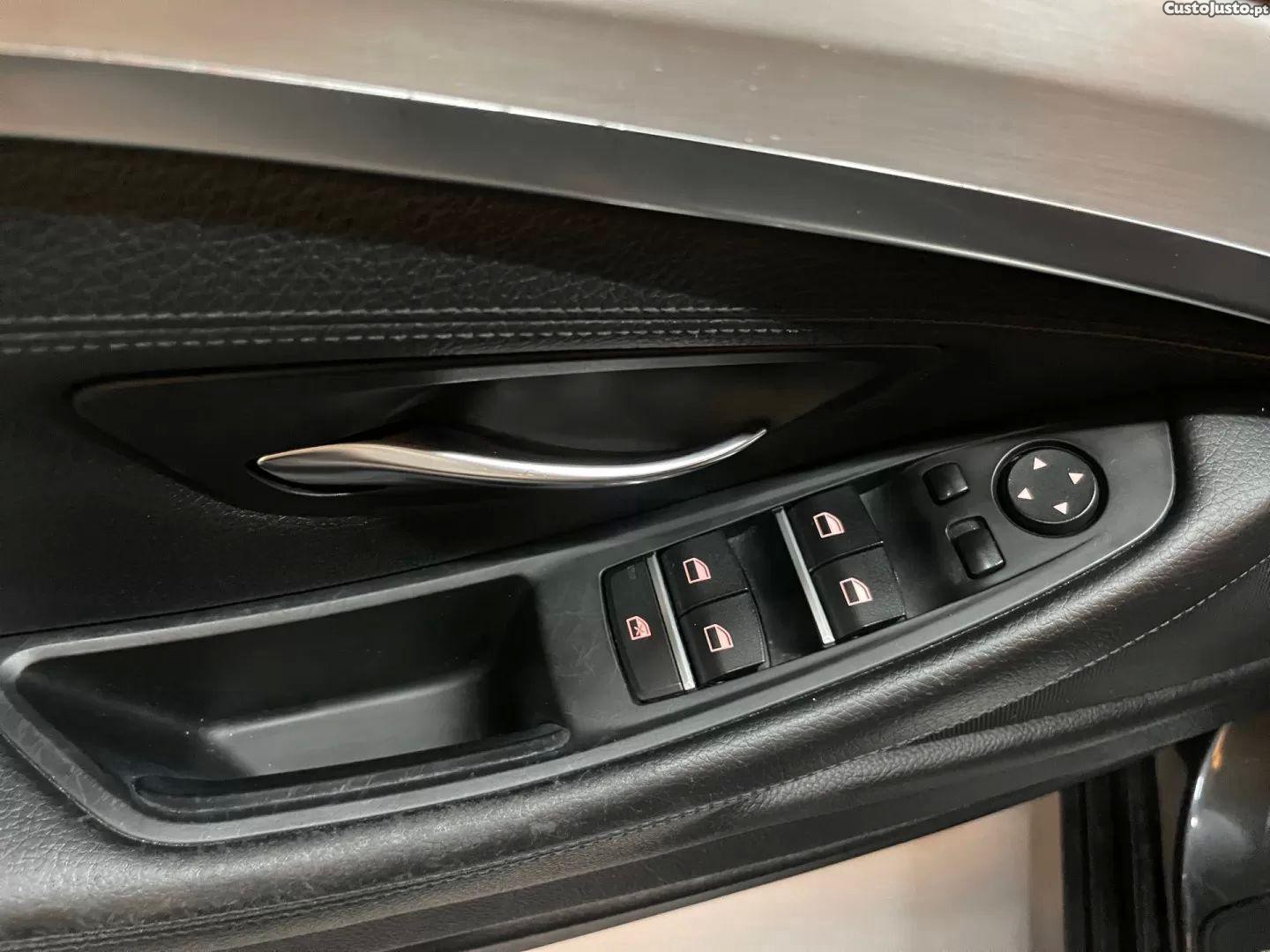 BMW 520 D line luxury auto — fotografia 4