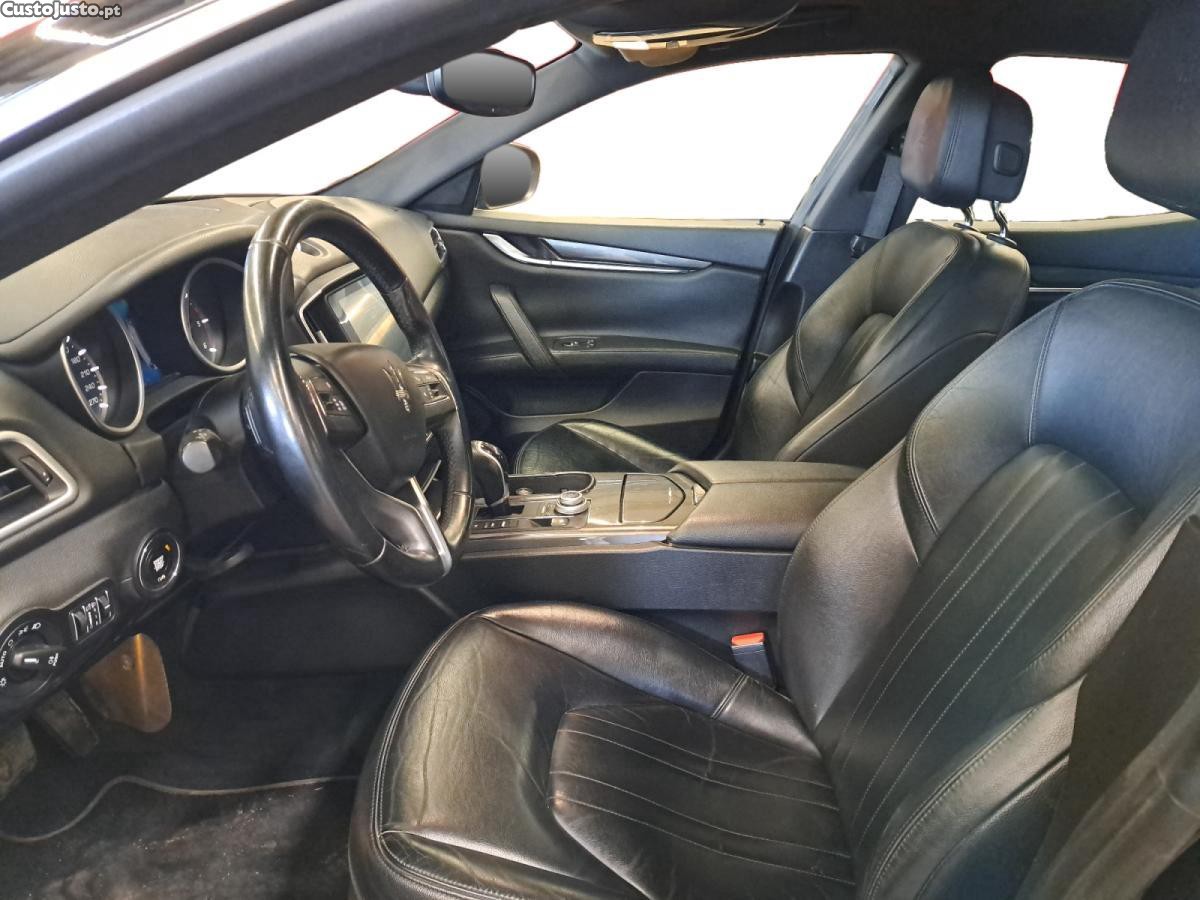 Maserati Ghibli 3.0 V6 — fotografia 7