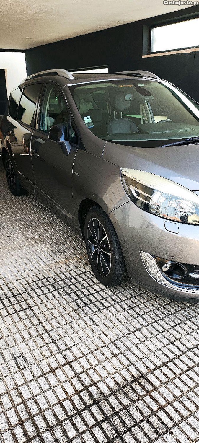 Renault Grand Scénic 1.6 130 cv bose edition 7 lugares — fotografia 11