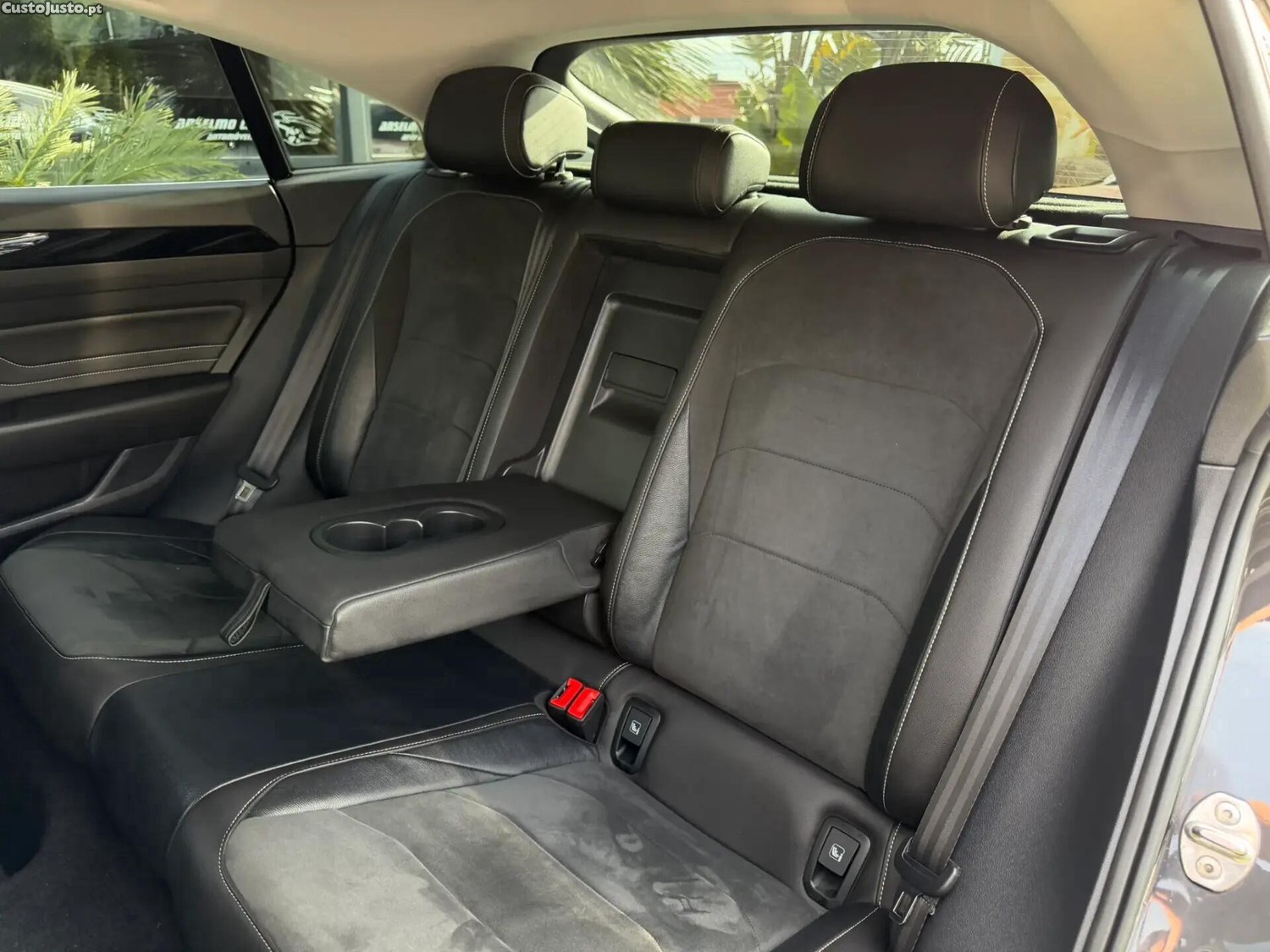 Volkswagen Arteon 1.4 TSI eHybrid Elegance — fotografia 13