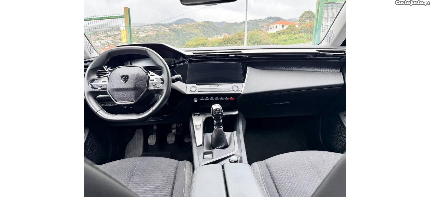 Peugeot 308 PureTech Active 1.2 130cv — fotografia 5