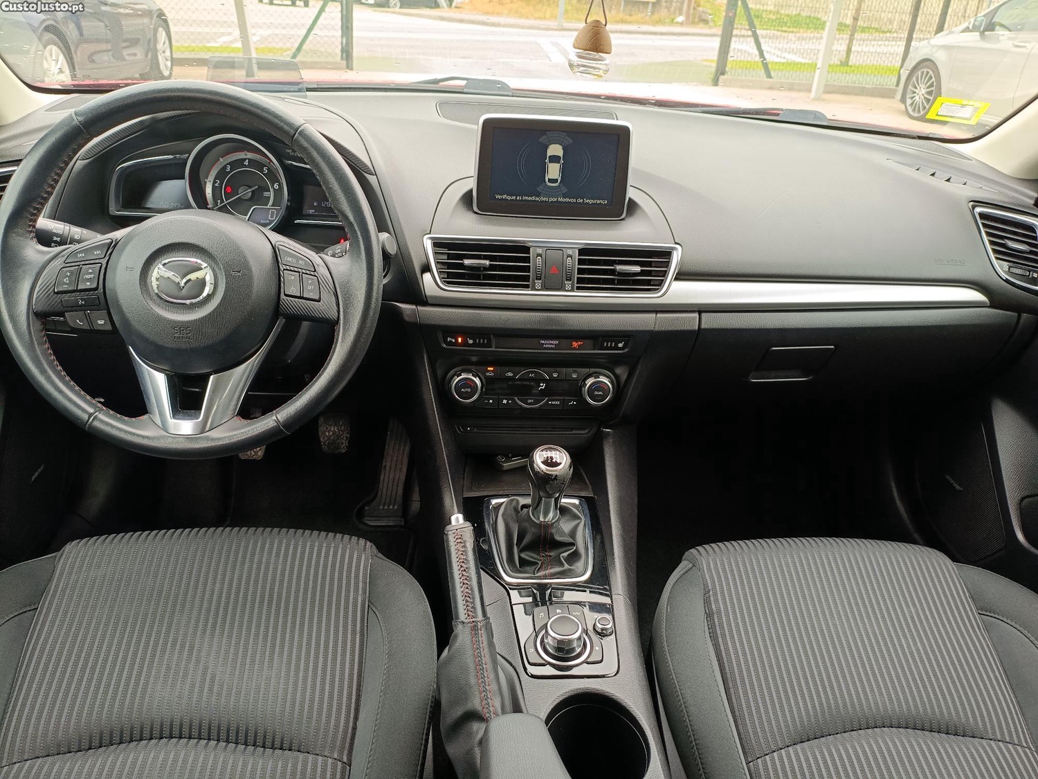 Mazda 3 III 1.5 SkyActiv-D 105cv Exclusive-Line — fotografia 17