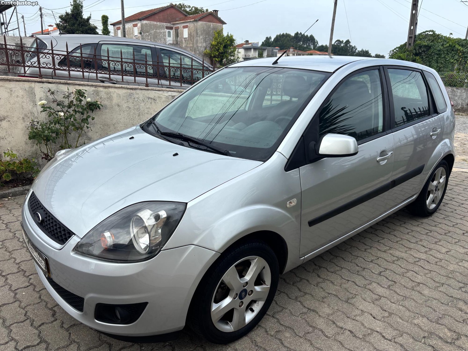 Ford Fiesta 1.4 TDCi Trend — fotografia 16