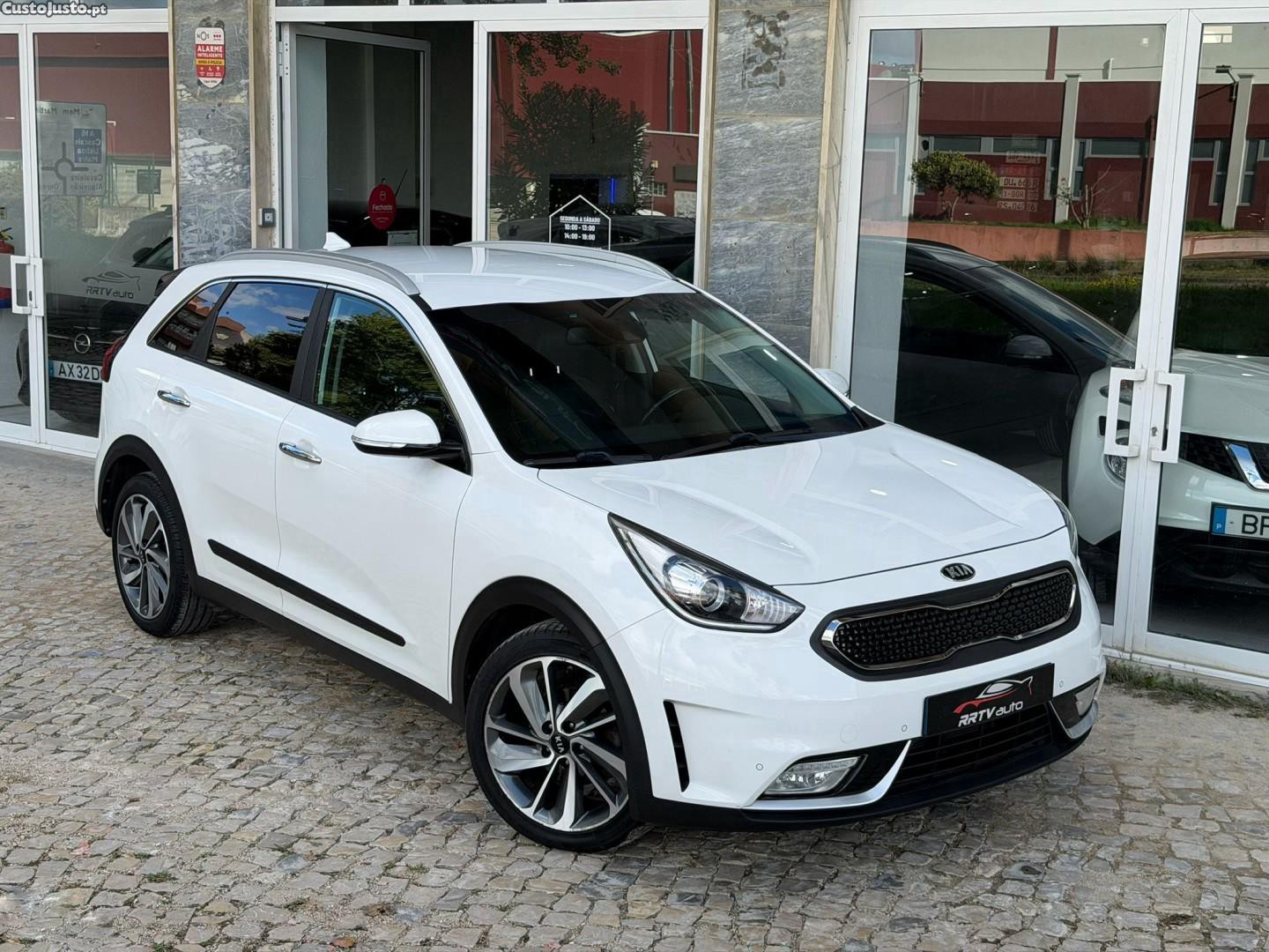 Kia Niro 1.6 GDi HEV Drive — fotografia 21