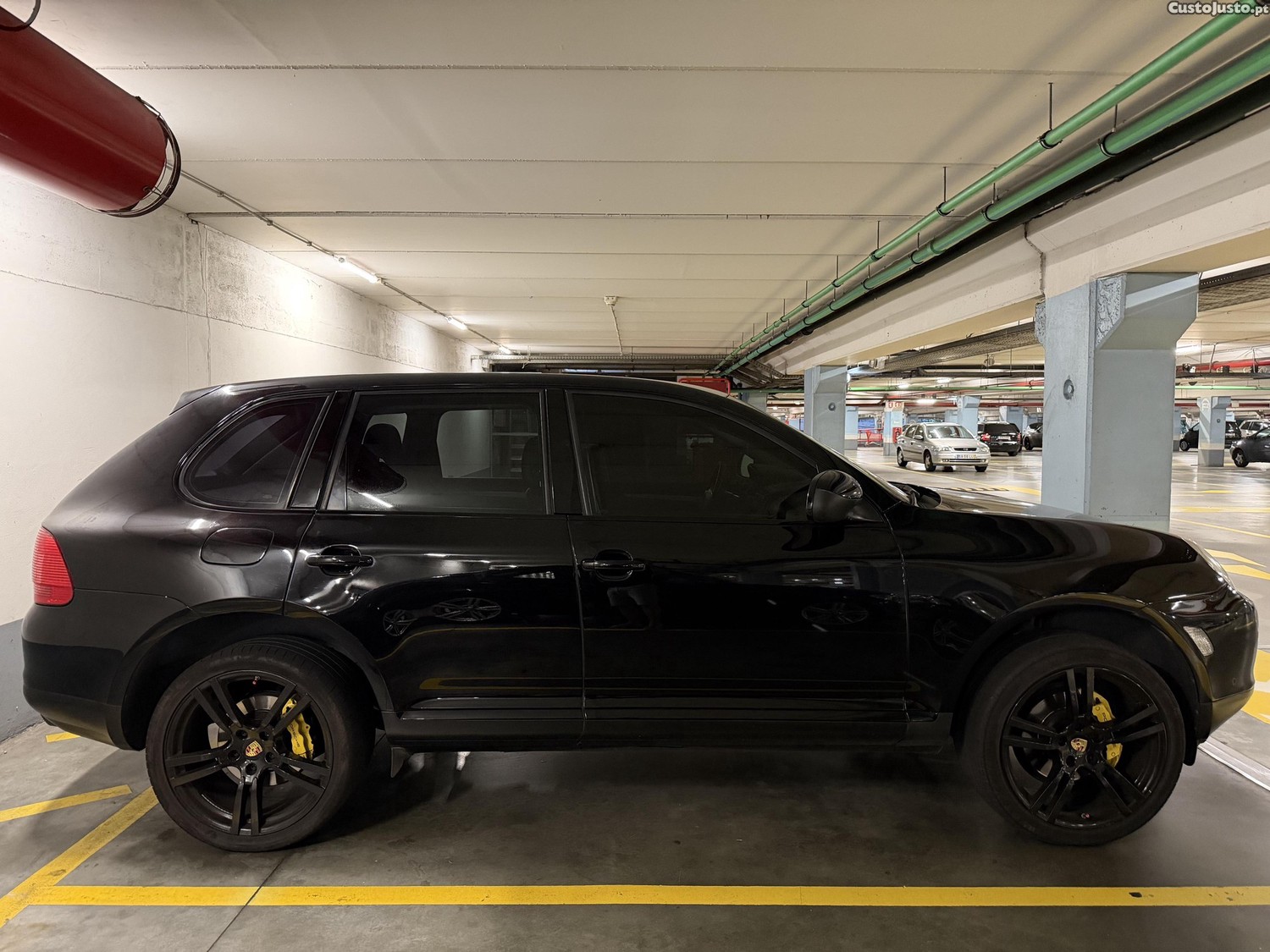 Porsche Cayenne 3.2 Gasolina / GPL 250cv — fotografia 3