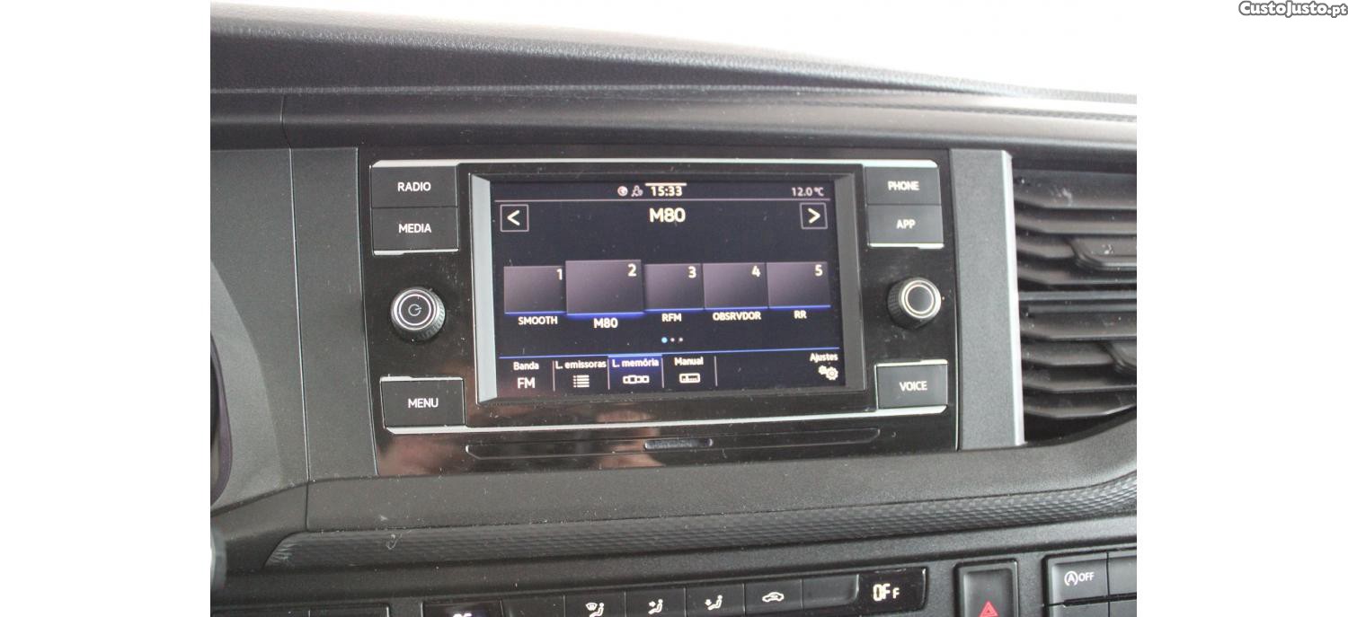 Volkswagen Caravelle Comfortline 2.0 TDI 150cv — fotografia 14