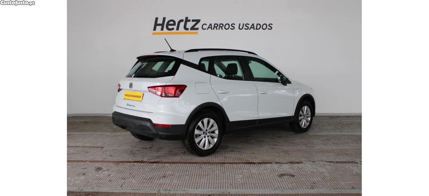 SEAT Arona 1.0 TSI Style 95cv — fotografia 20