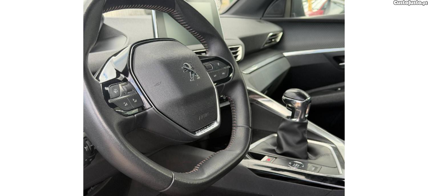 Peugeot 3008 PureTech ActivePack 1.2 130cv — fotografia 6