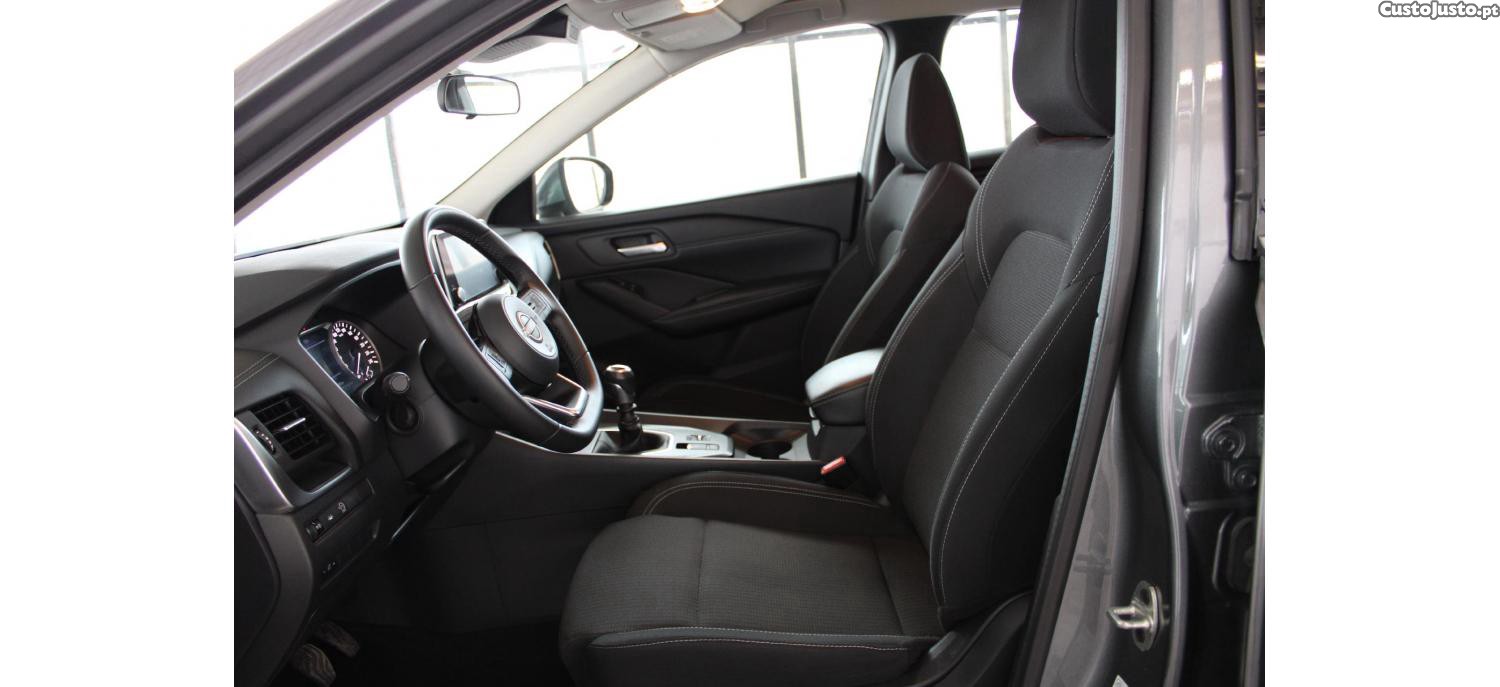 Nissan Qashqai Acenta 1.3 DIG-T 140cv Mhev — fotografia 17