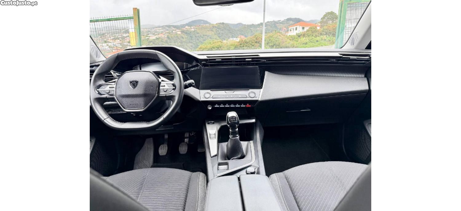 Peugeot 308 PureTech Active 1.2 130cv — fotografia 4