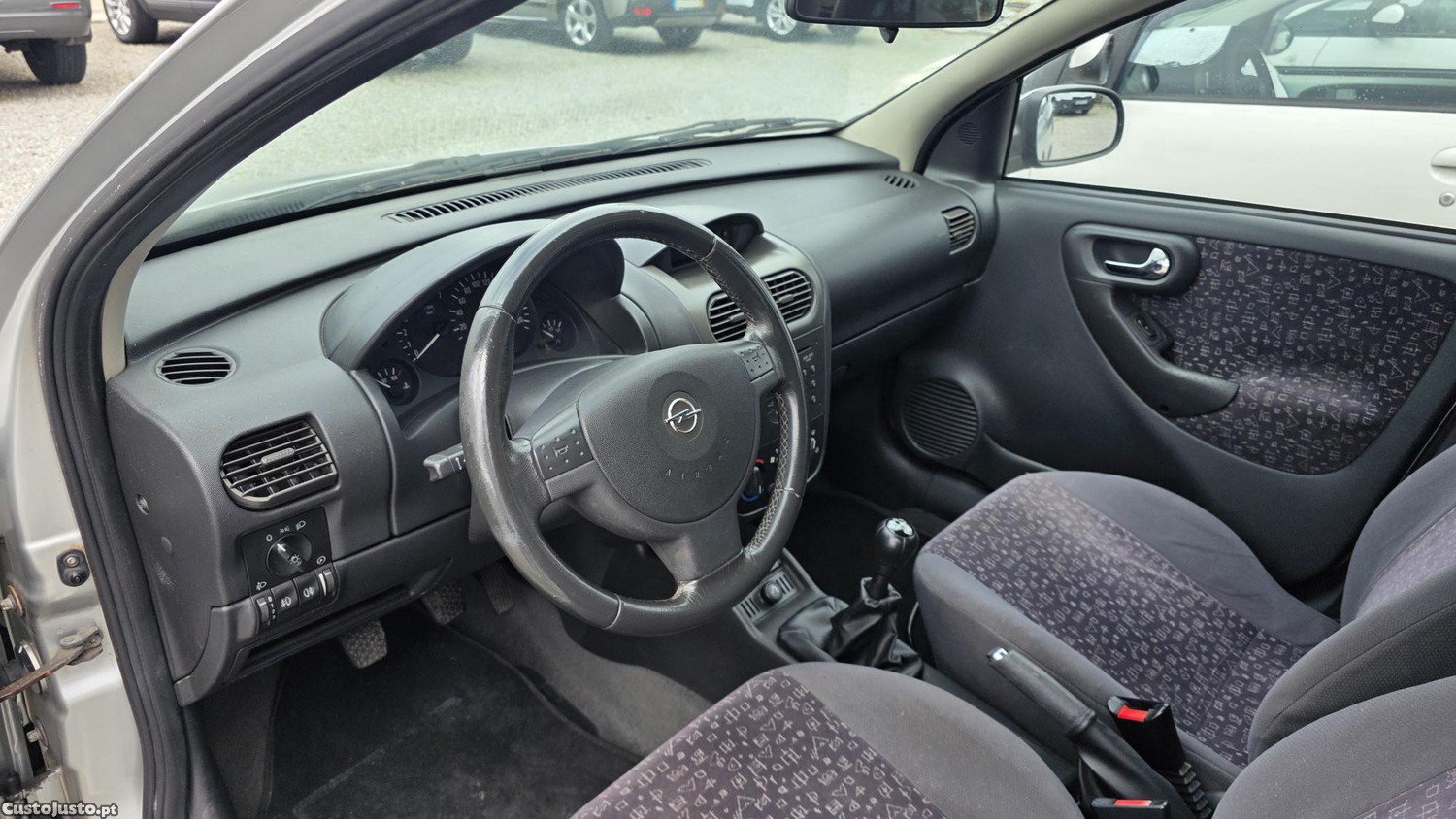 Opel Corsa C 1.2 16V 75cv — fotografia 8