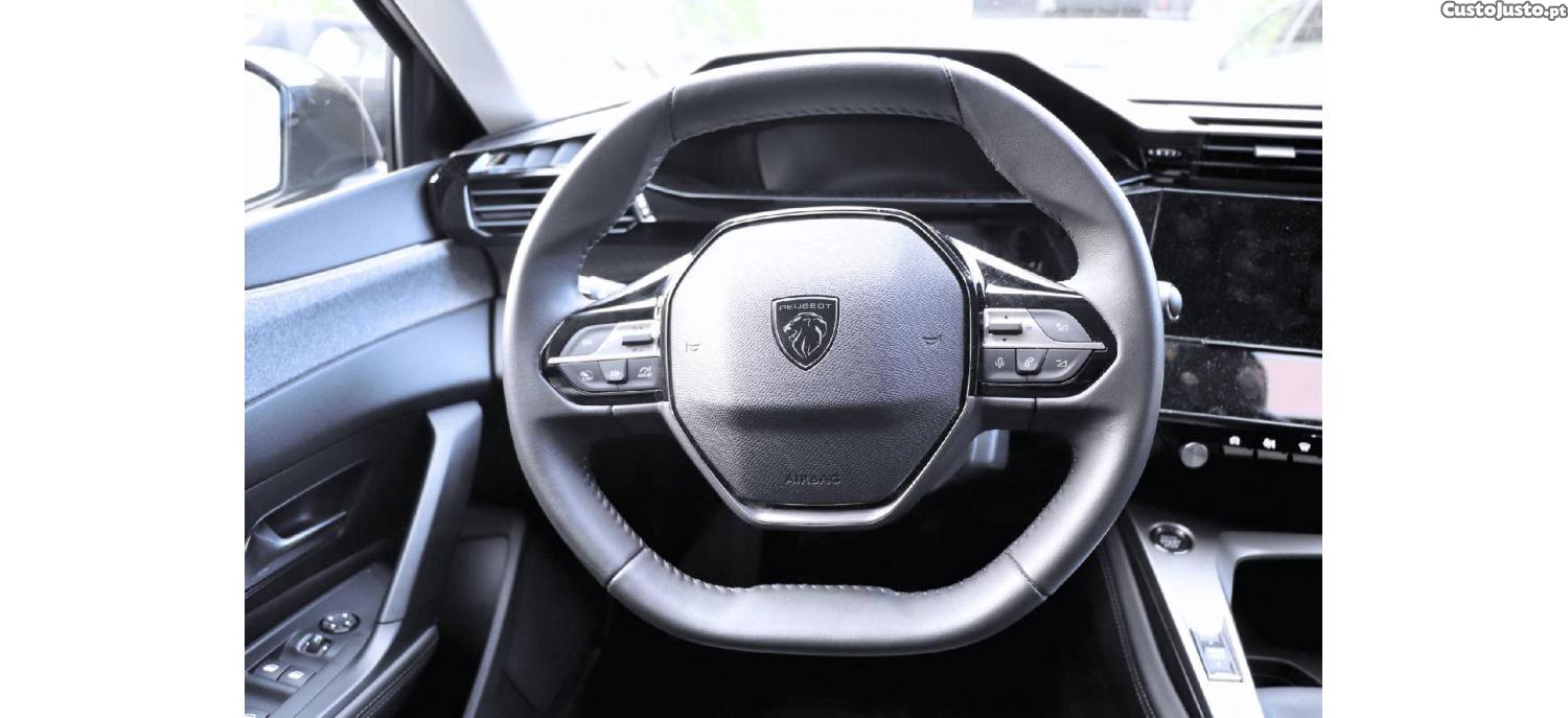 Peugeot 308 PureTech Allure 1.2 130cv — fotografia 5