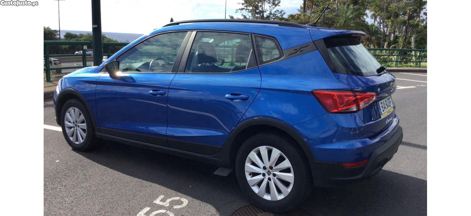 SEAT Arona 1.0 TSI Style 95cv — fotografia 18